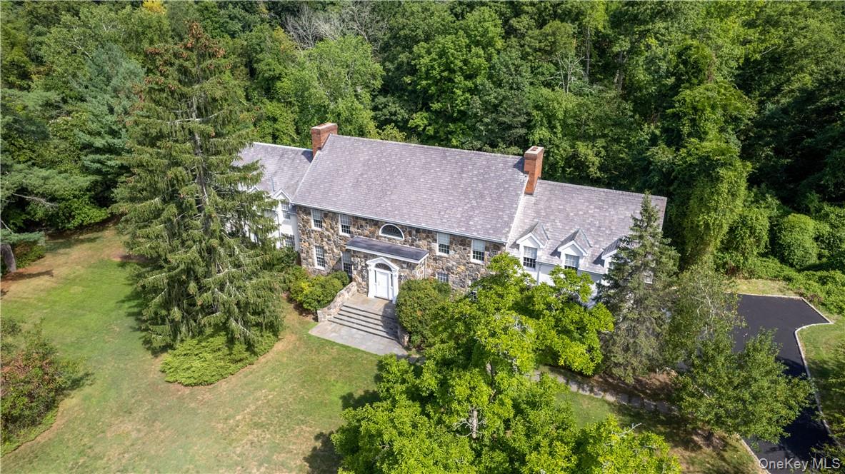 6 Love Lane Property Photo 2