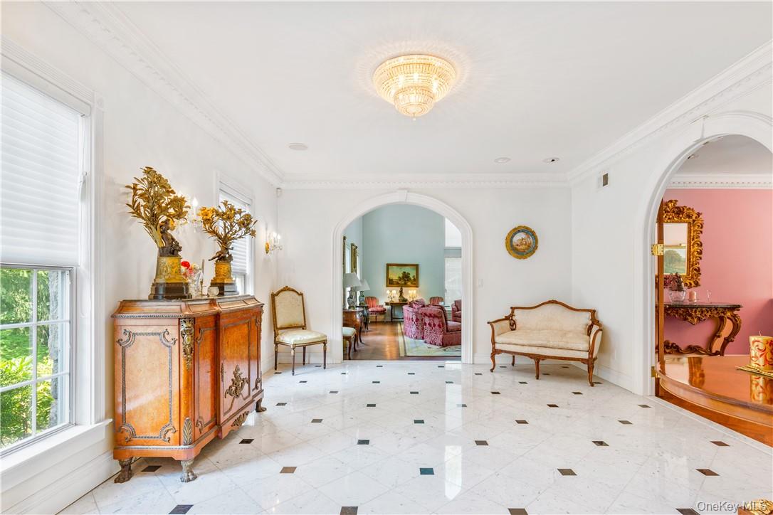 6 Love Lane Property Photo 4