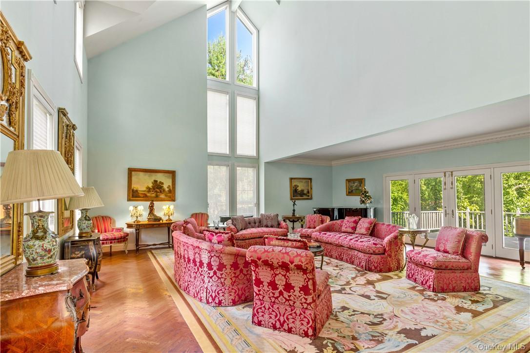 6 Love Lane Property Photo 5