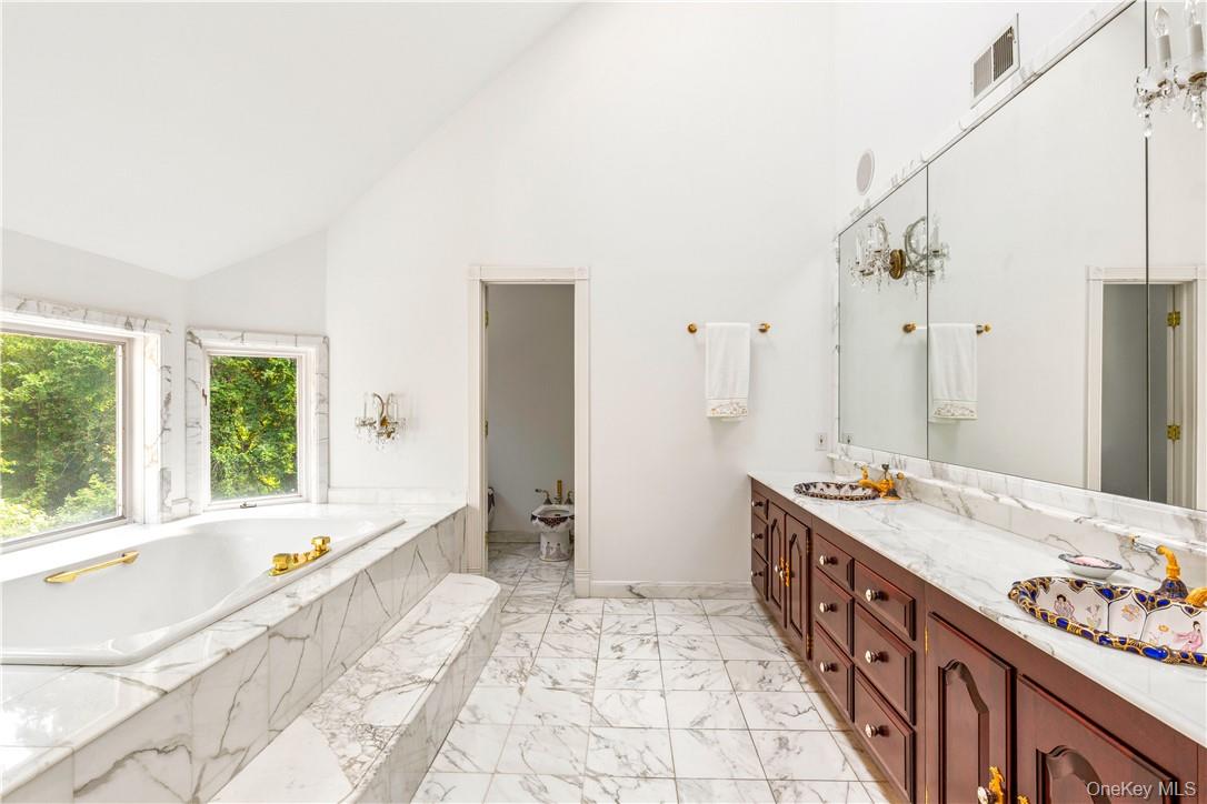 6 Love Lane Property Photo 21