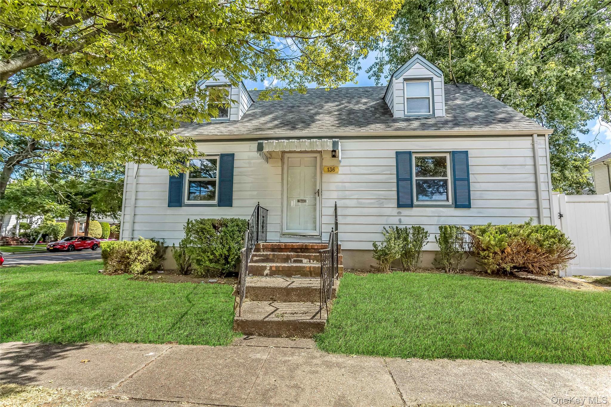 136 N 1st Street Property Photo 1