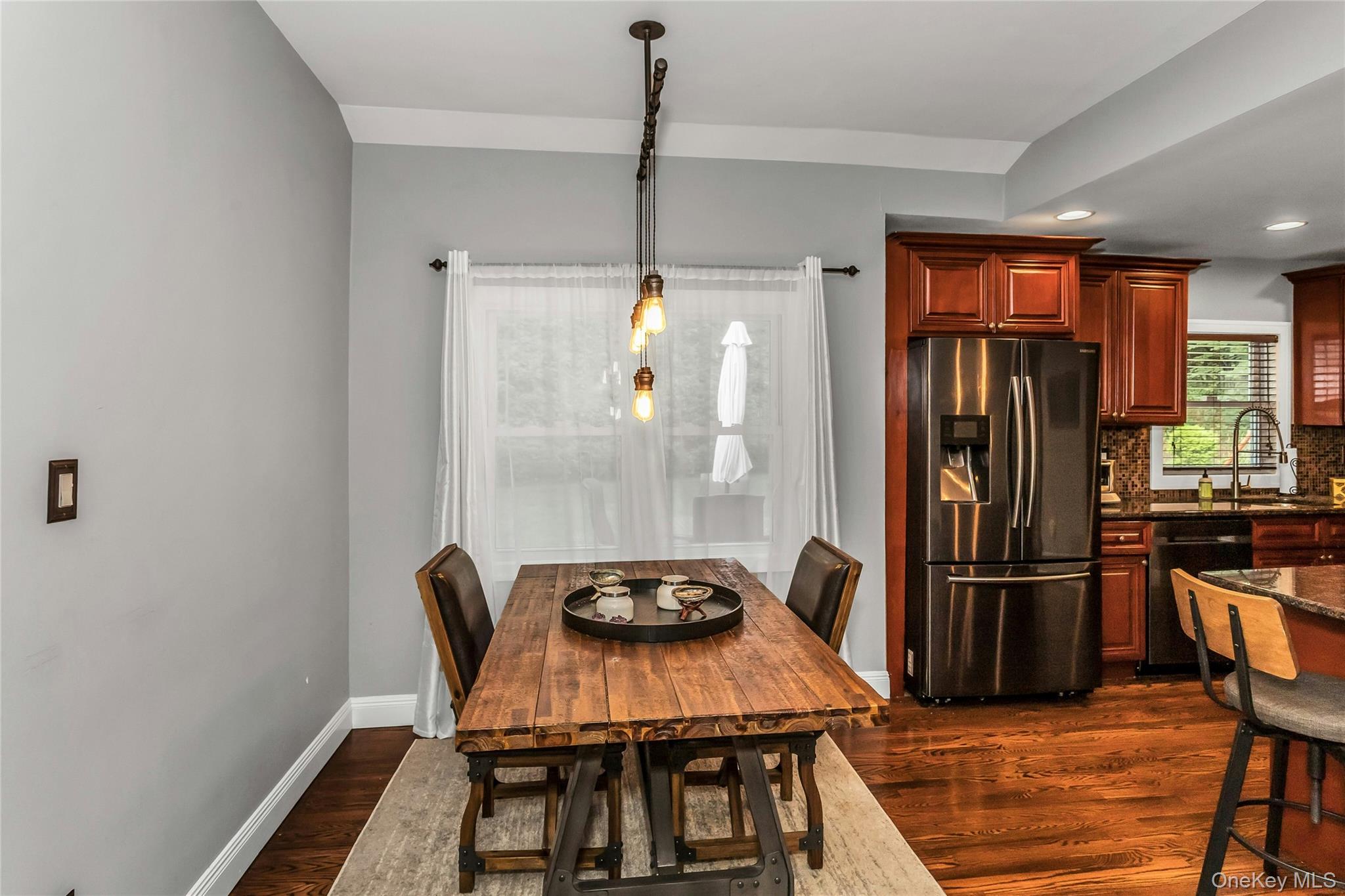 5 Meadowfield Lane Property Photo 11