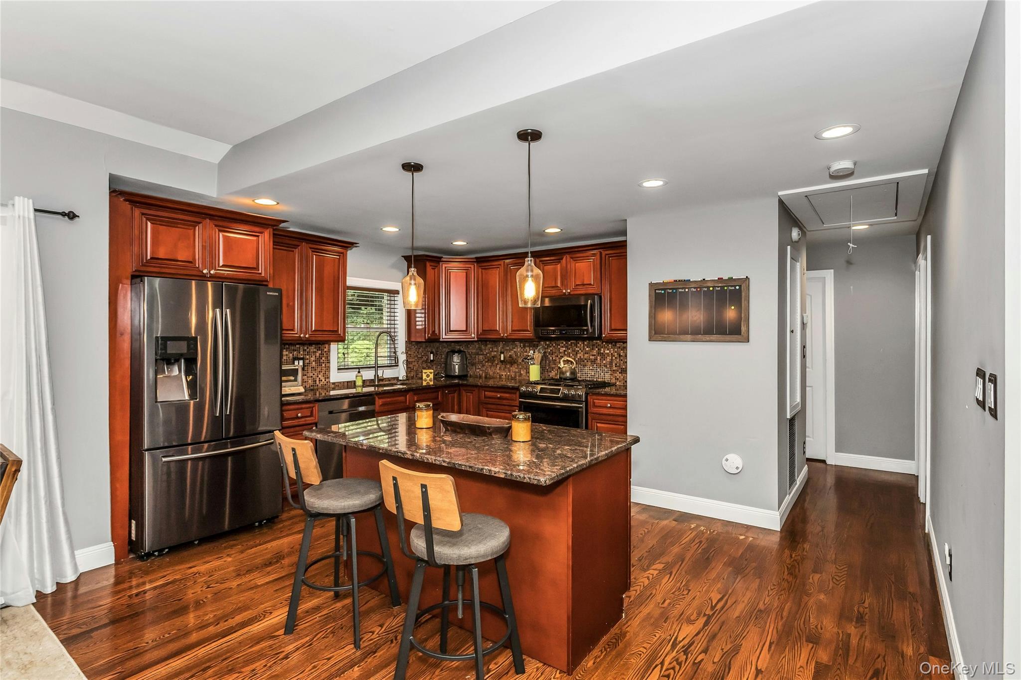 5 Meadowfield Lane Property Photo 12
