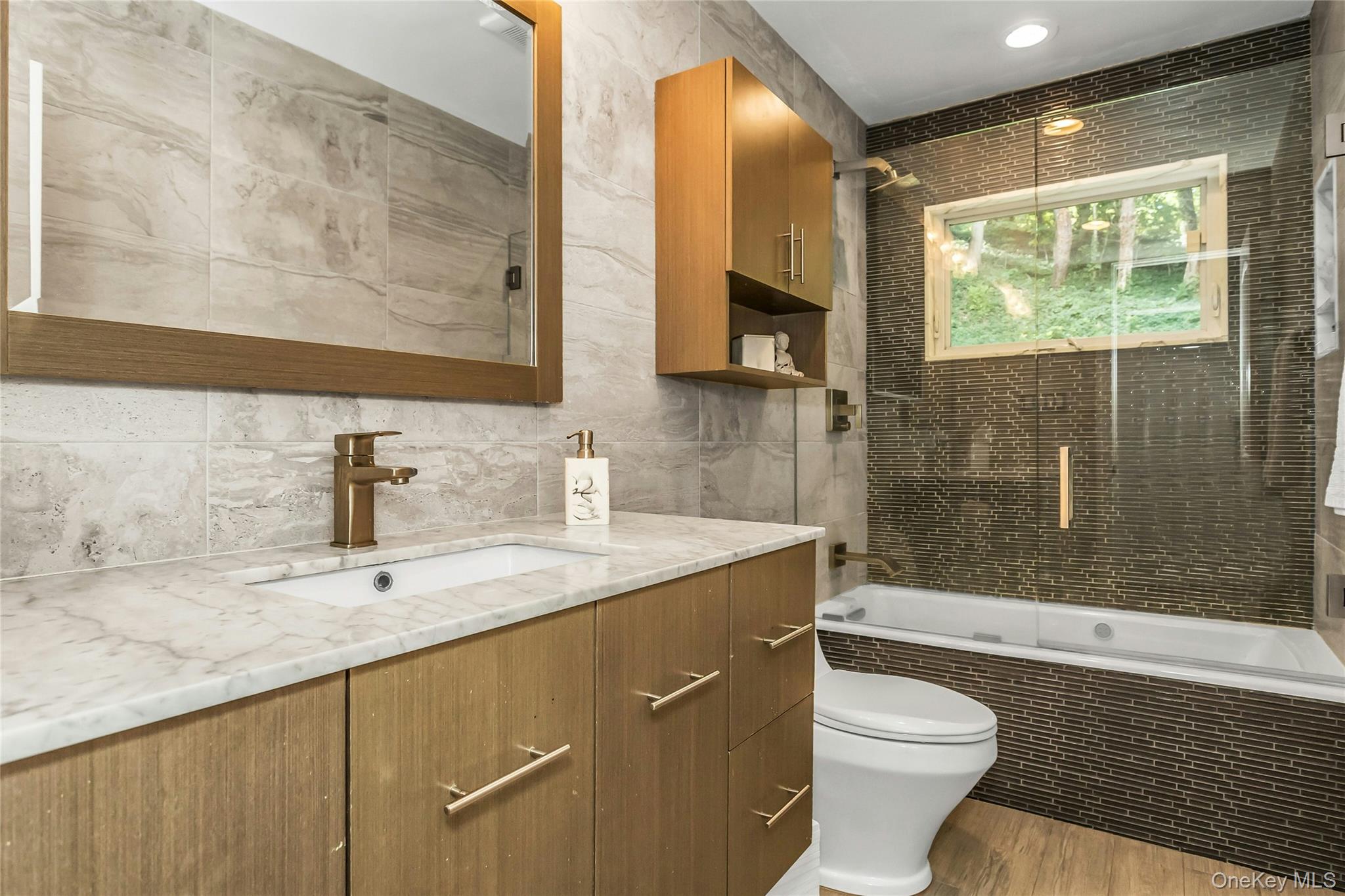 5 Meadowfield Lane Property Photo 20