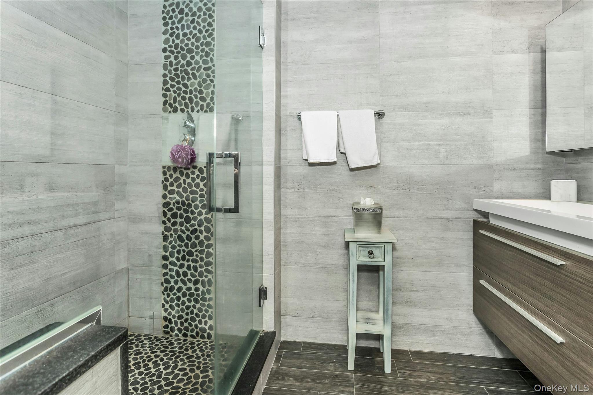 5 Meadowfield Lane Property Photo 23