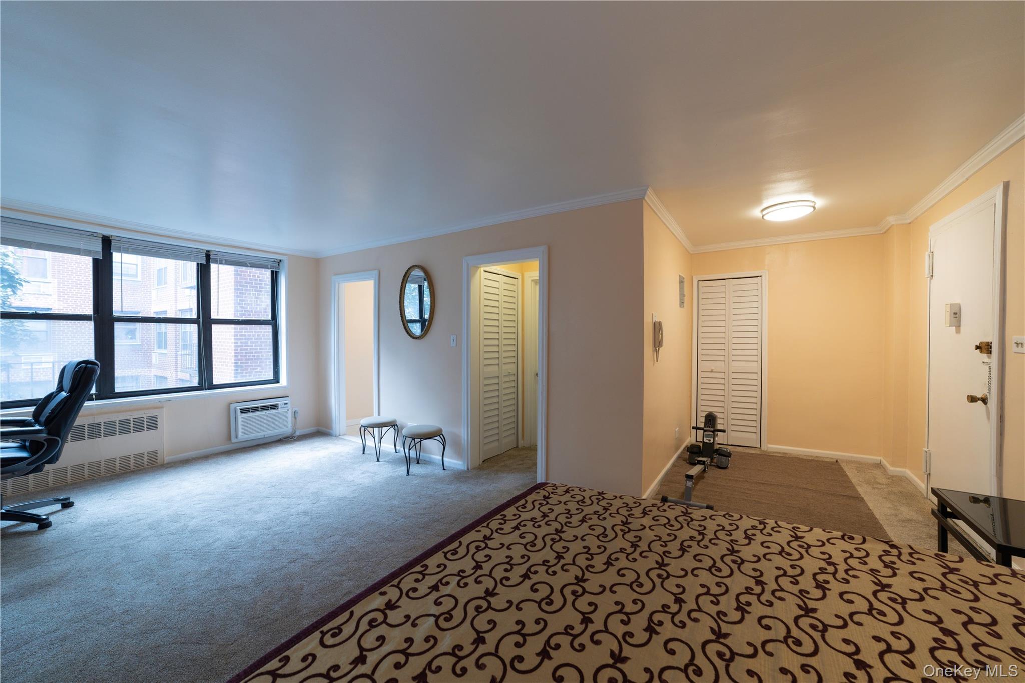 1275 E 51st Street 4m Property Photo 6