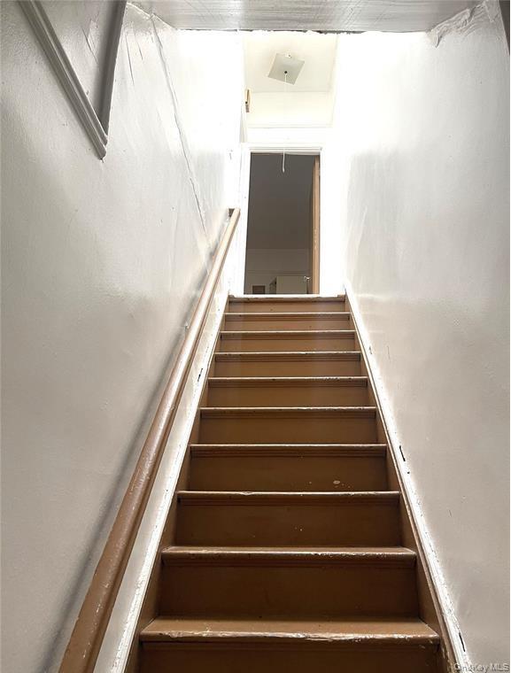 32-05 83rd Street Property Photo 2