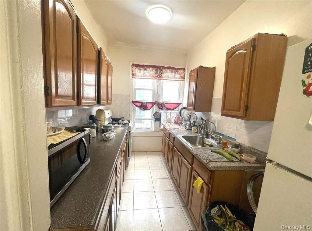 32-05 83rd Street Property Photo 7