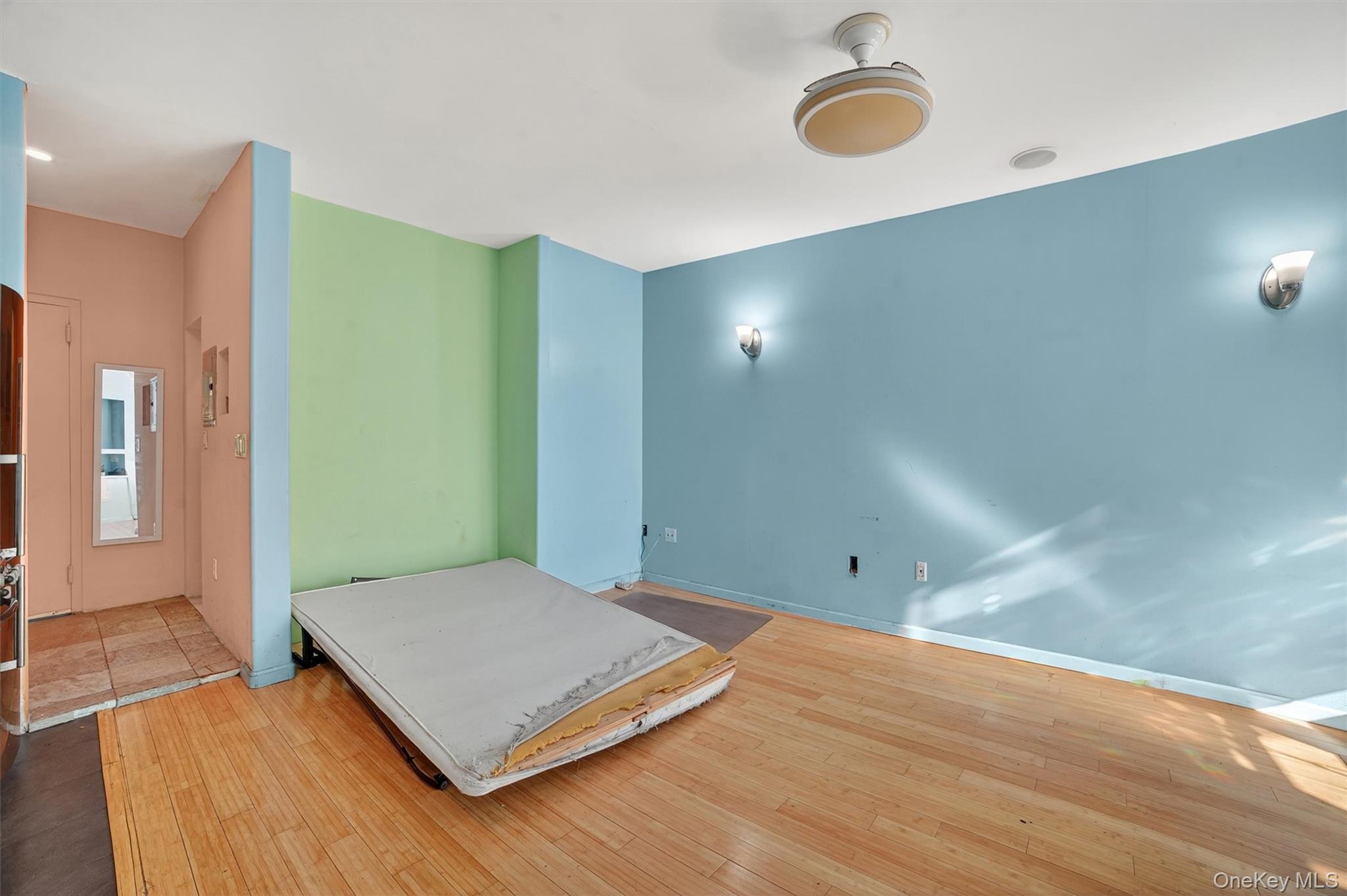 941 Jerome Avenue 8f Property Photo 9