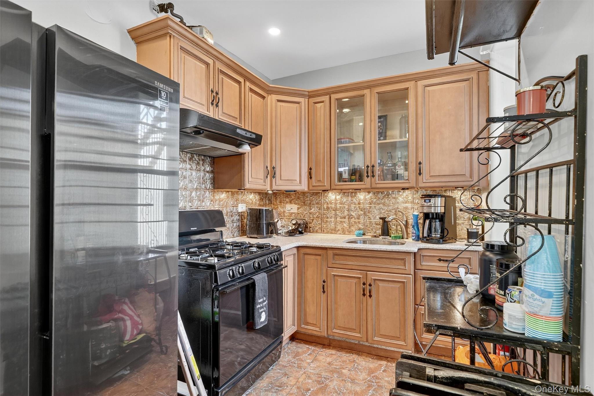 941 Jerome Avenue 12g Property Photo 11