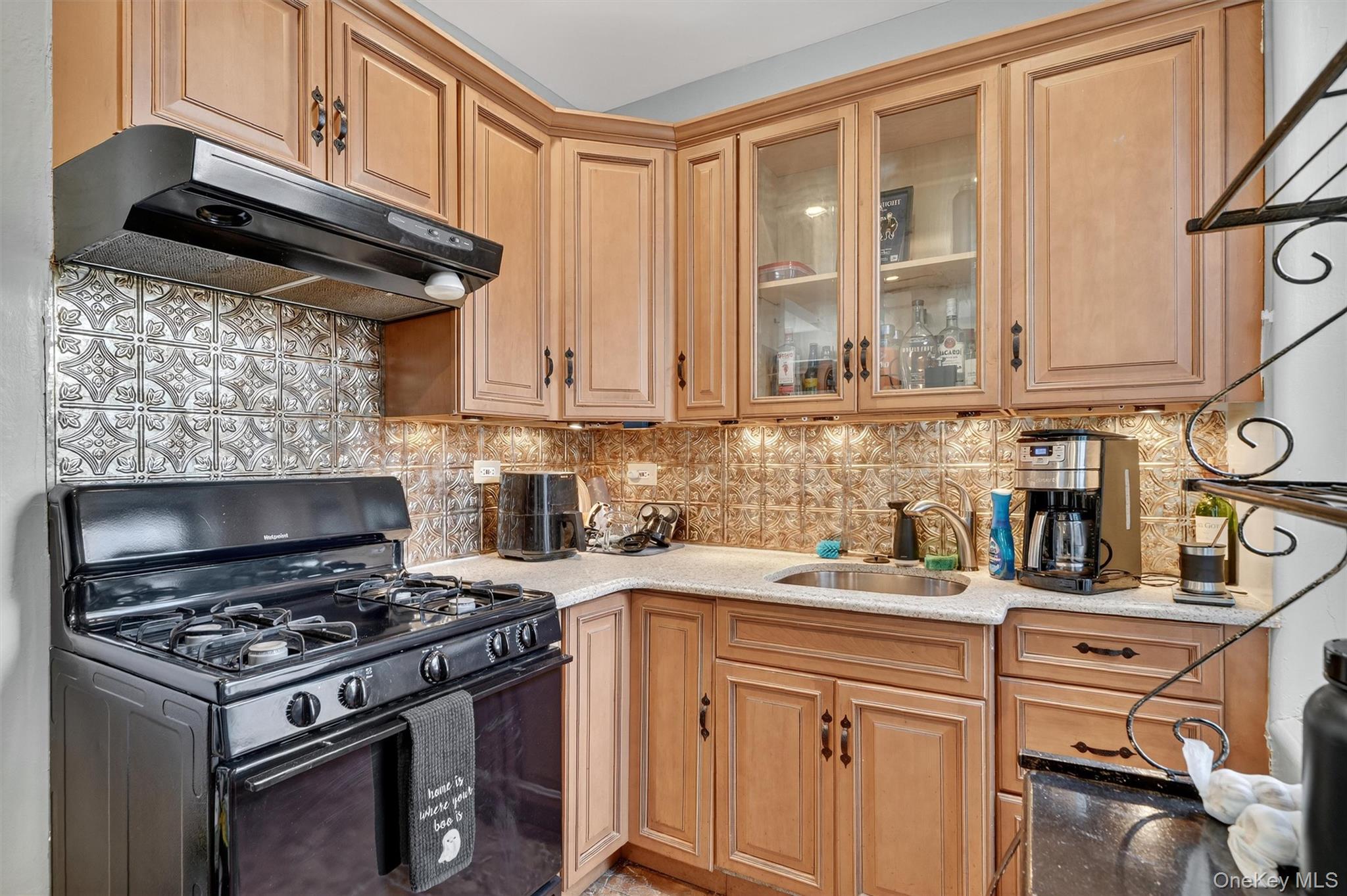 941 Jerome Avenue 12g Property Photo 14
