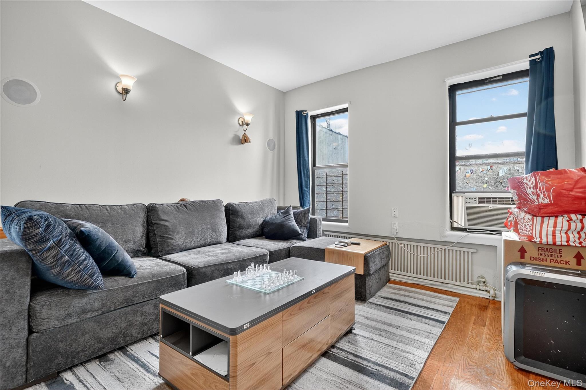 941 Jerome Avenue 12g Property Photo 22