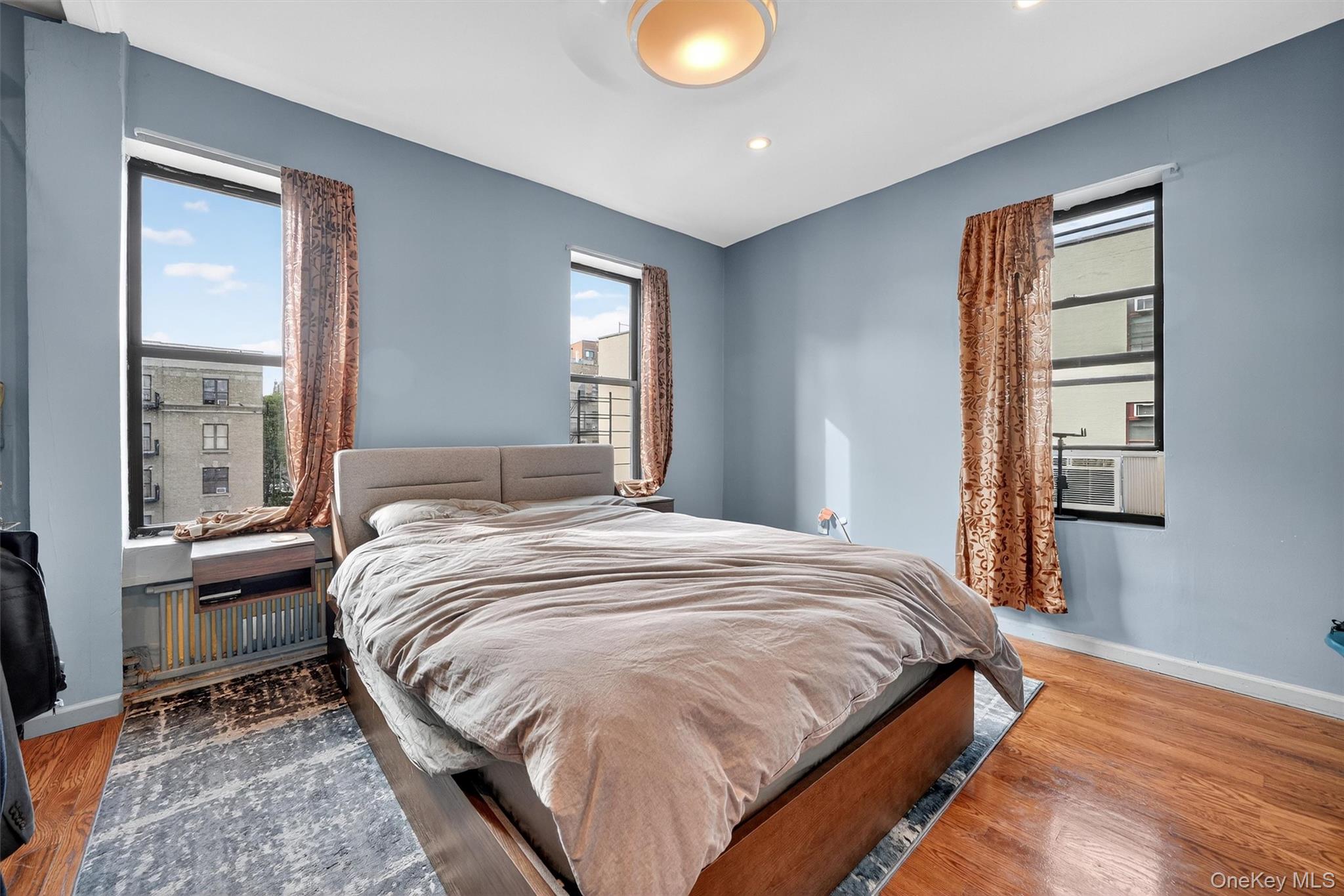 941 Jerome Avenue 12g Property Photo 26