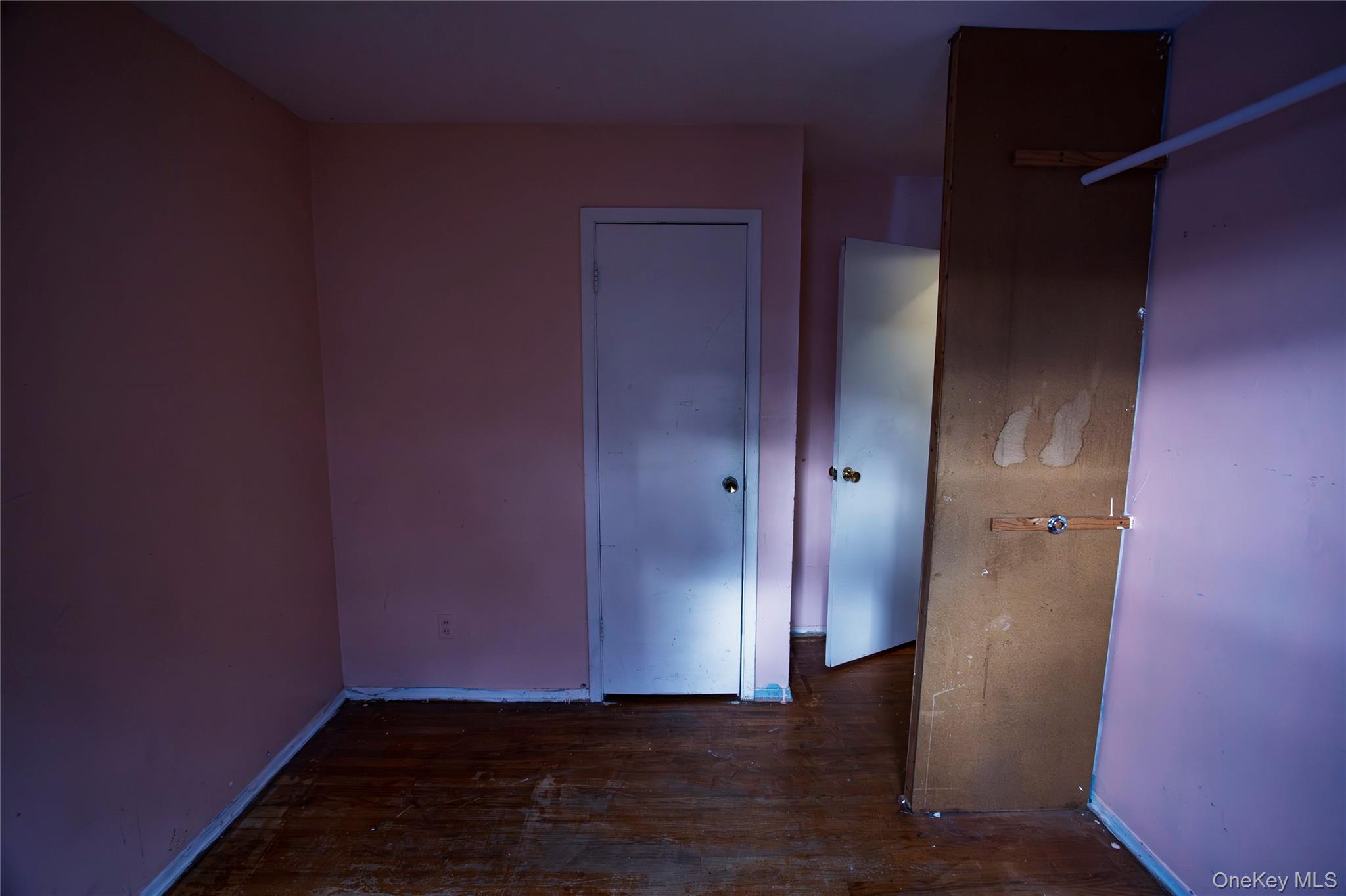 292 Westside Avenue Property Photo 10