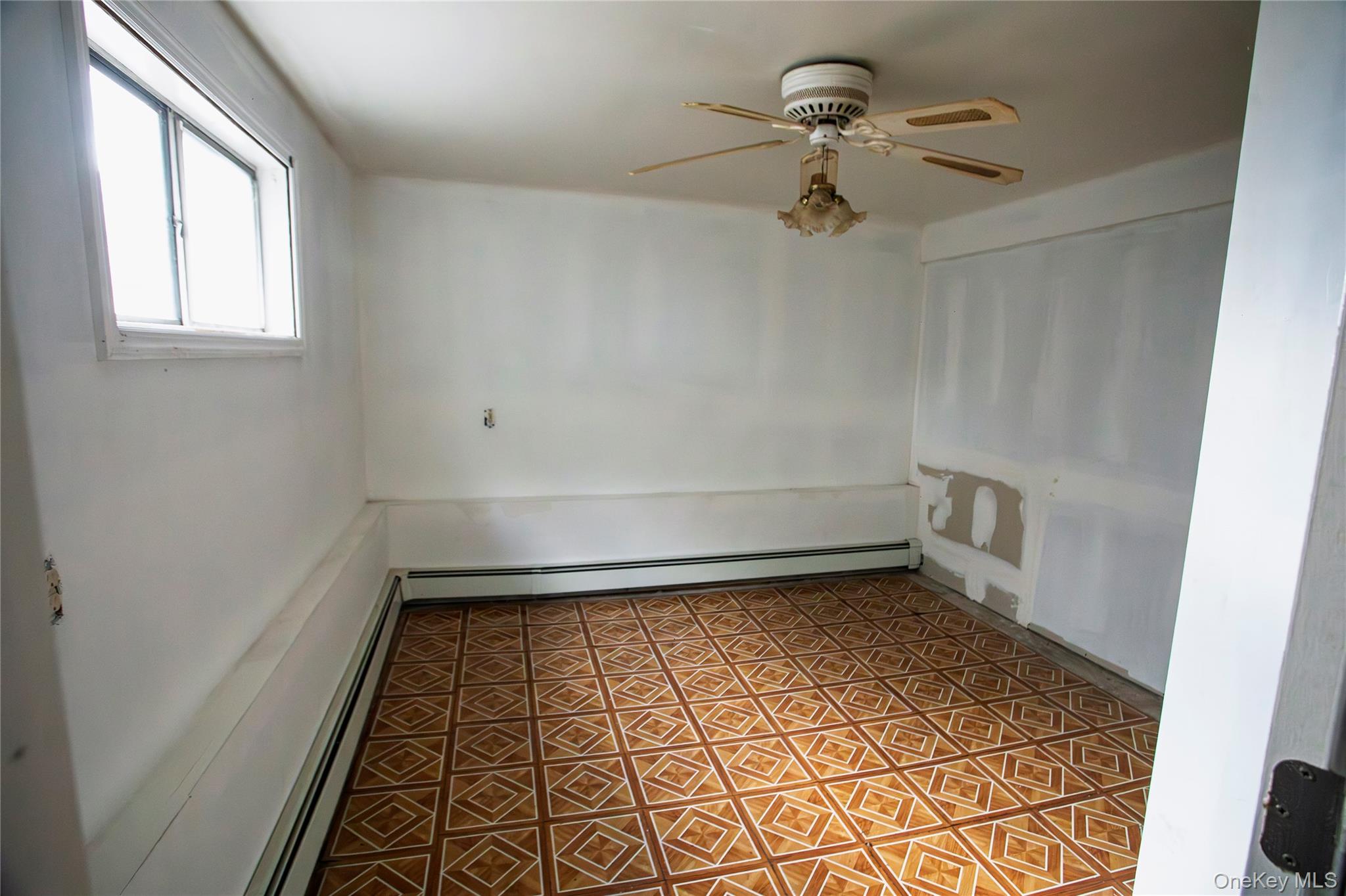 292 Westside Avenue Property Photo 21