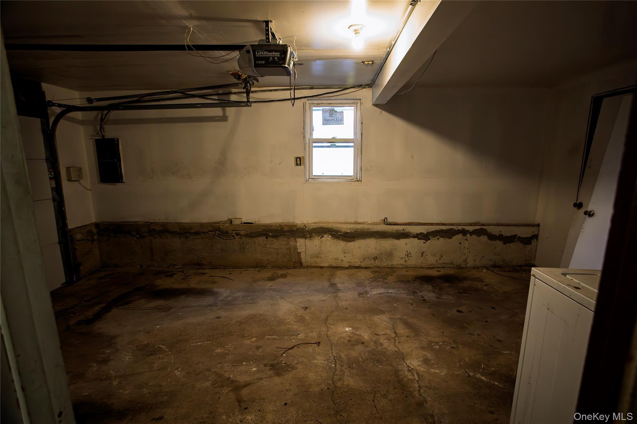 292 Westside Avenue Property Photo 22