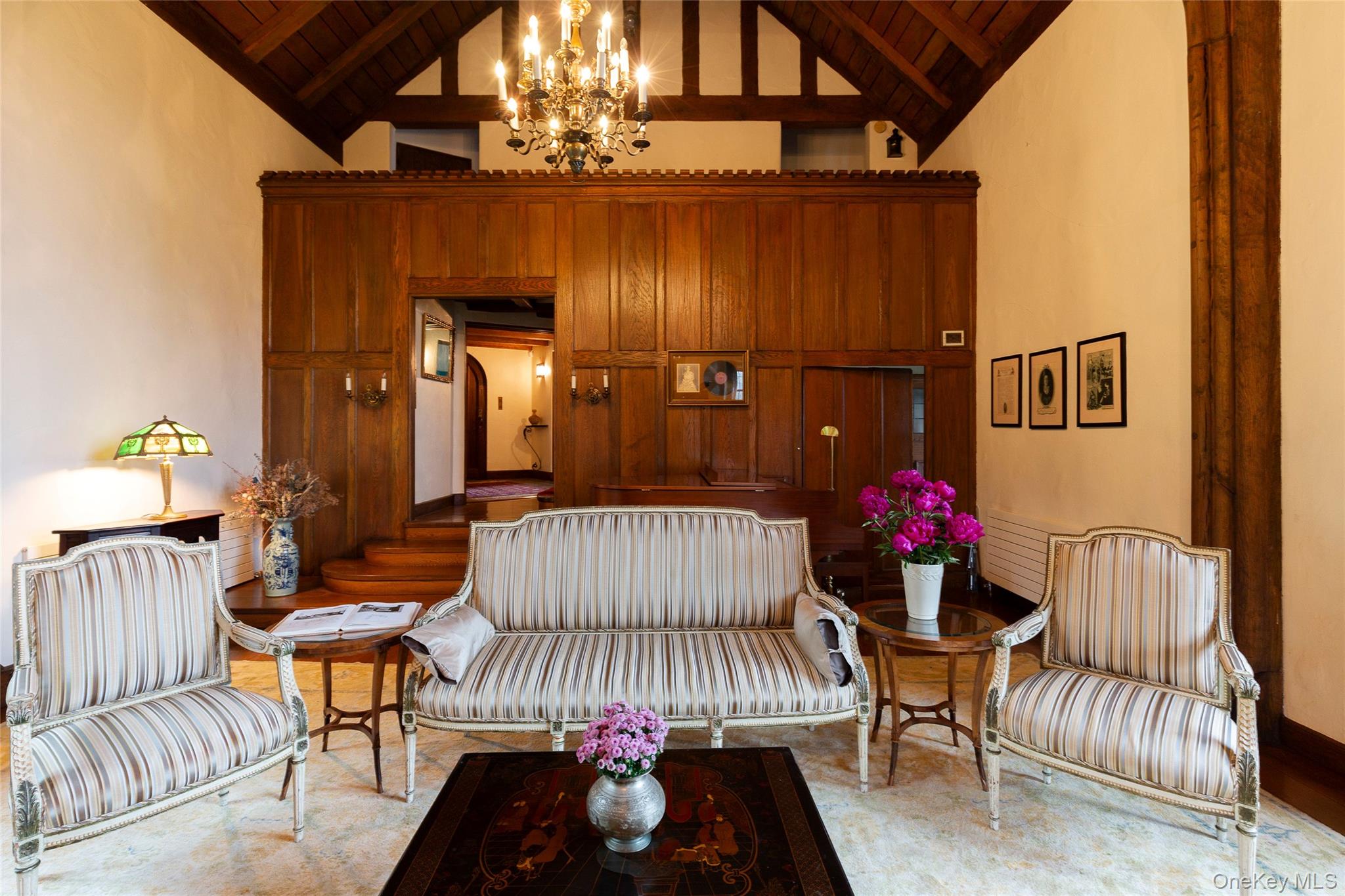 352 Galli Curci Property Photo 19