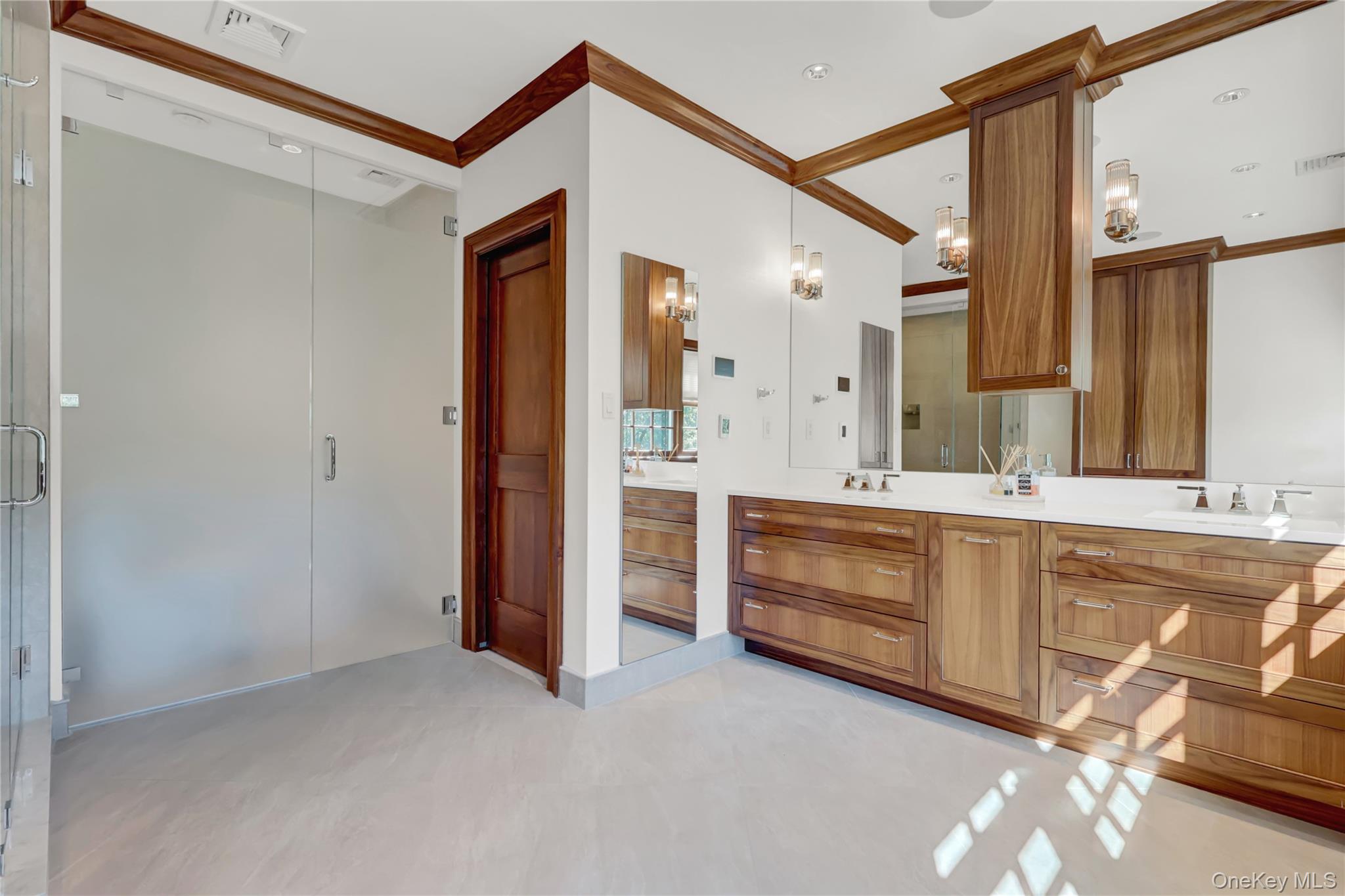 63 Dyke Road Property Photo 24