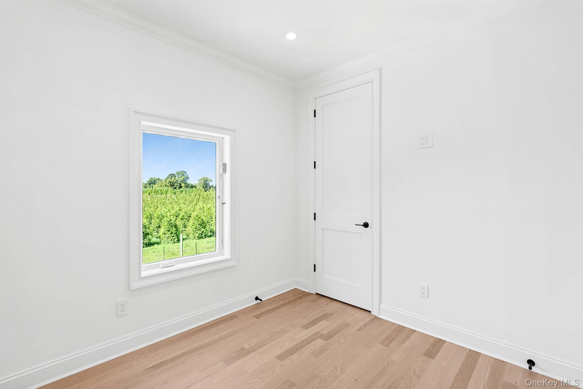 1900 Gillette Drive Property Photo 13