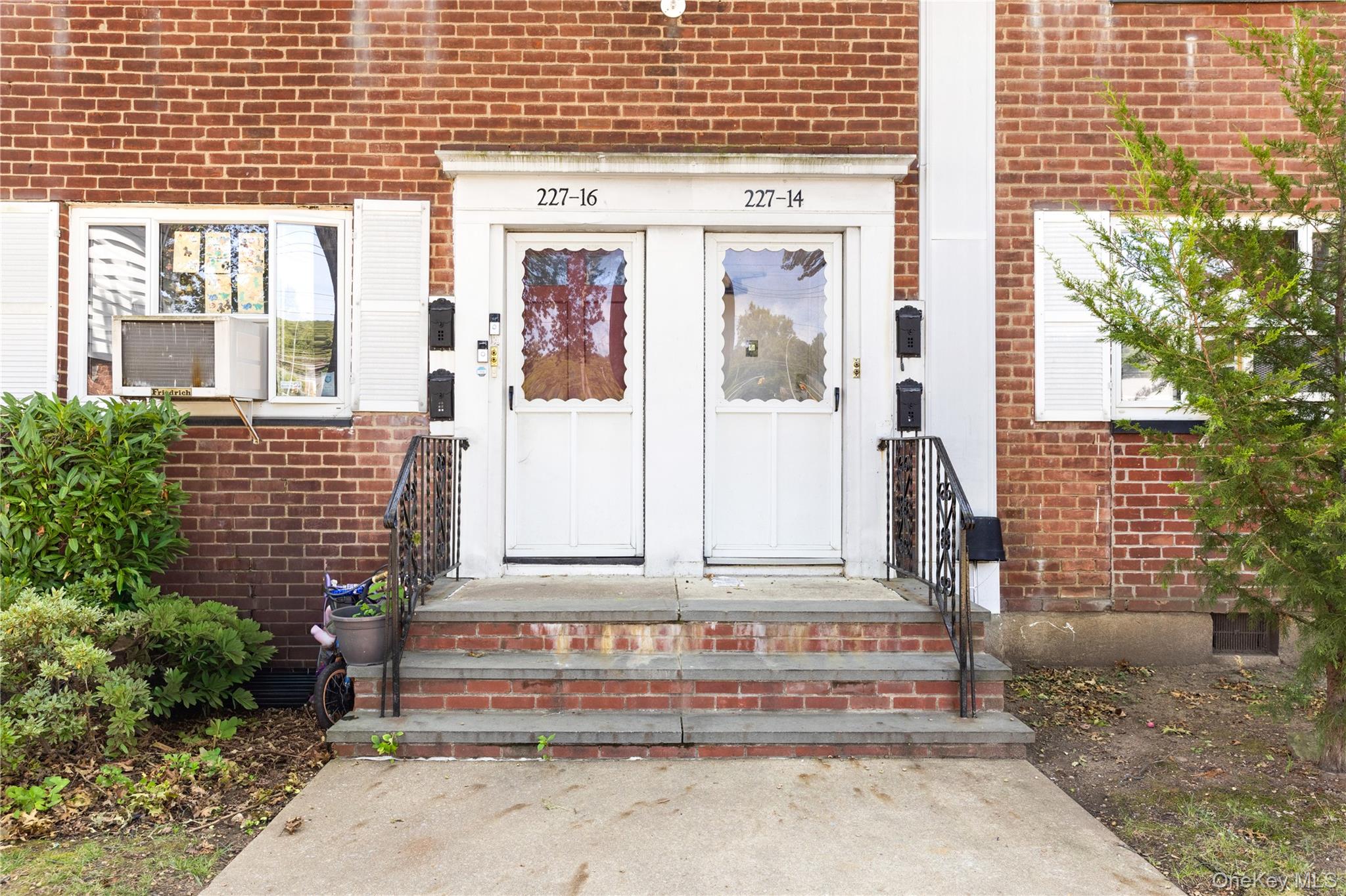 227-16 Hillside Avenue UPPER Property Photo 1