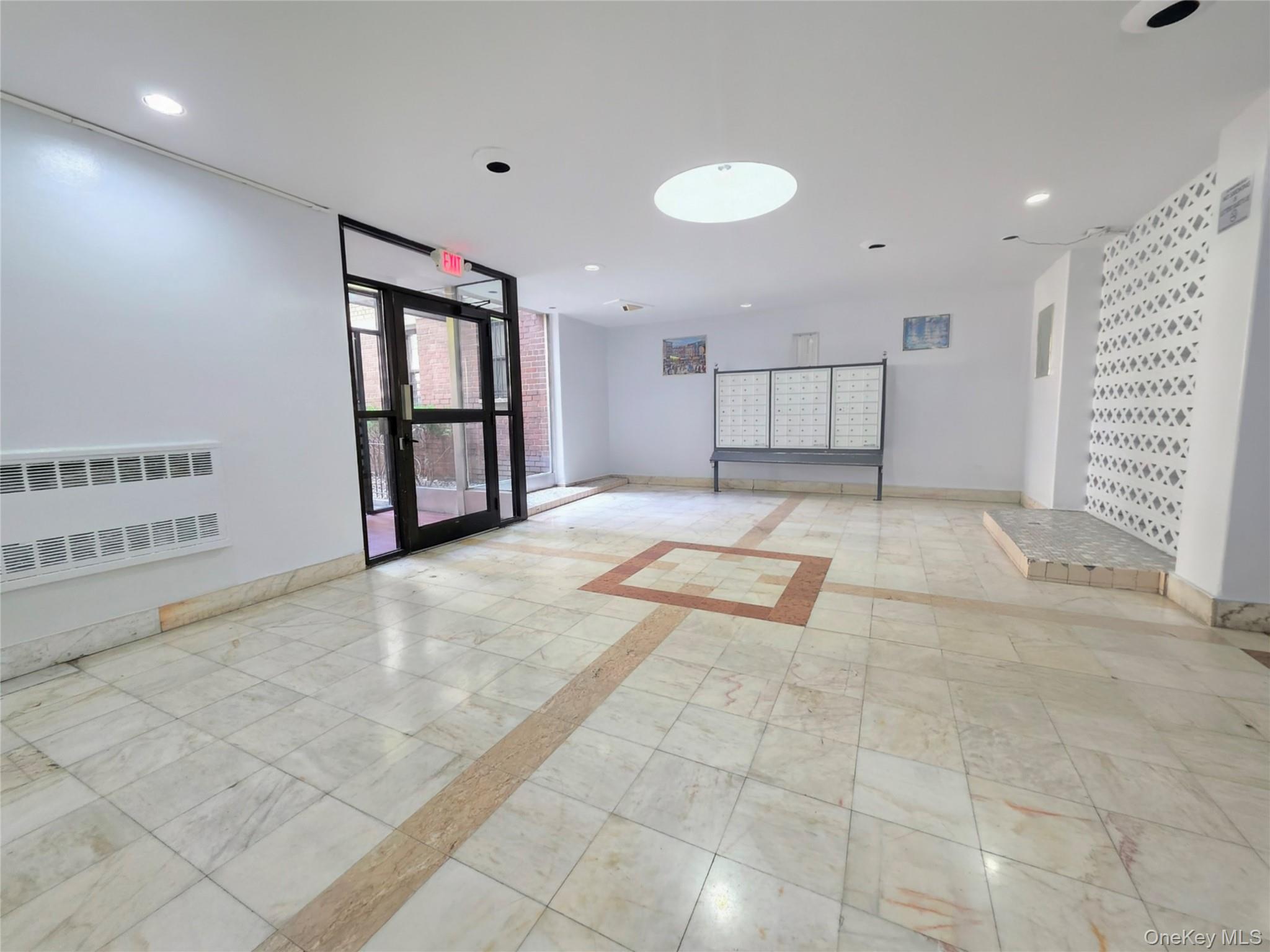 2640 Marion Avenue 6H Property Photo 1