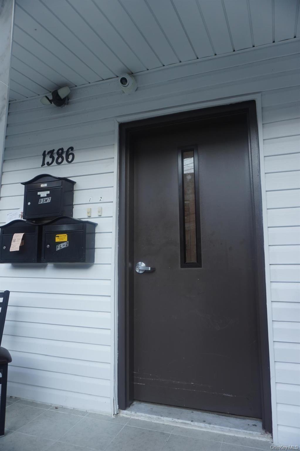 1386 Clinton Avenue Property Photo 3