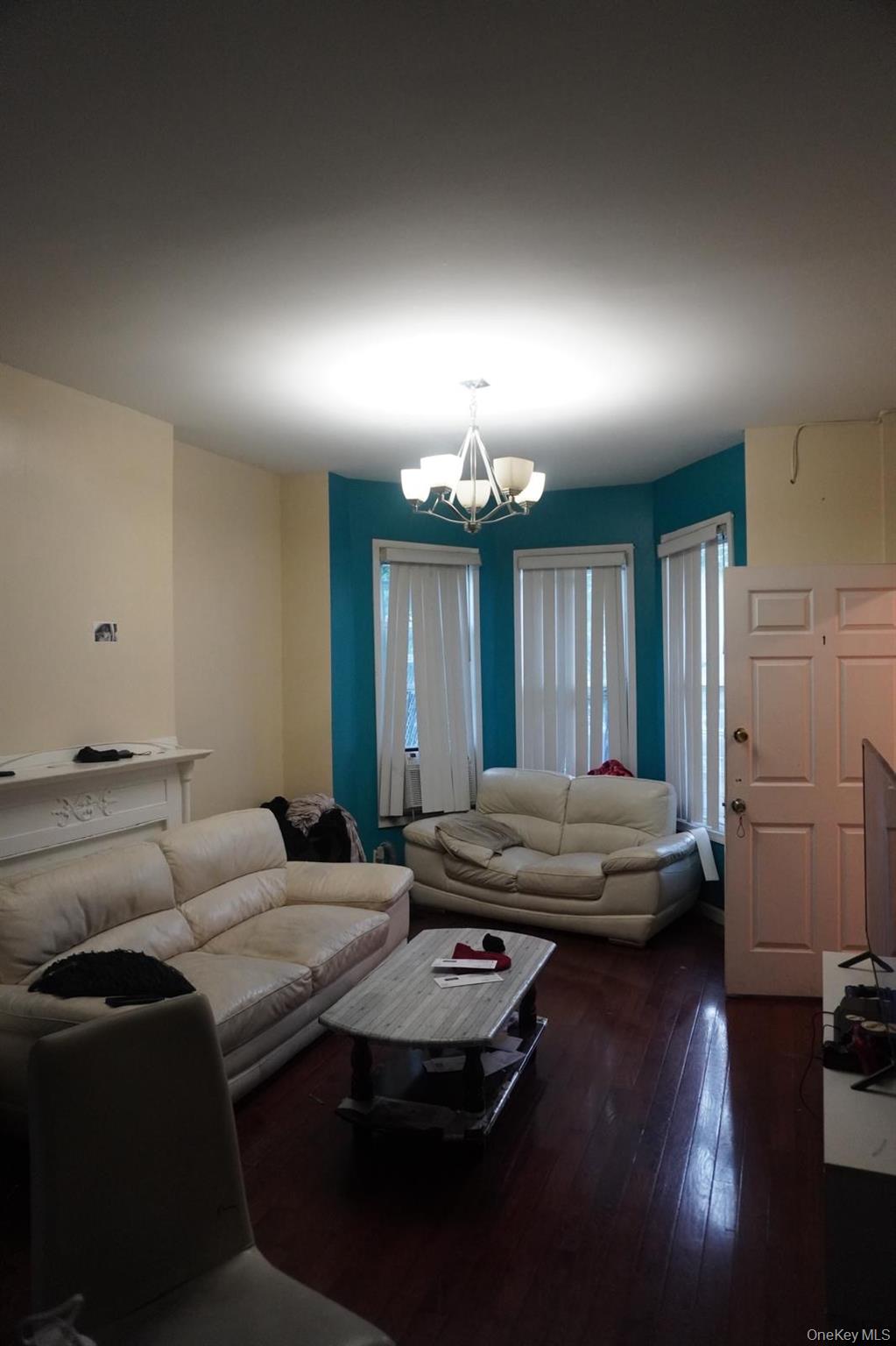1384 Clinton Avenue Property Photo 4