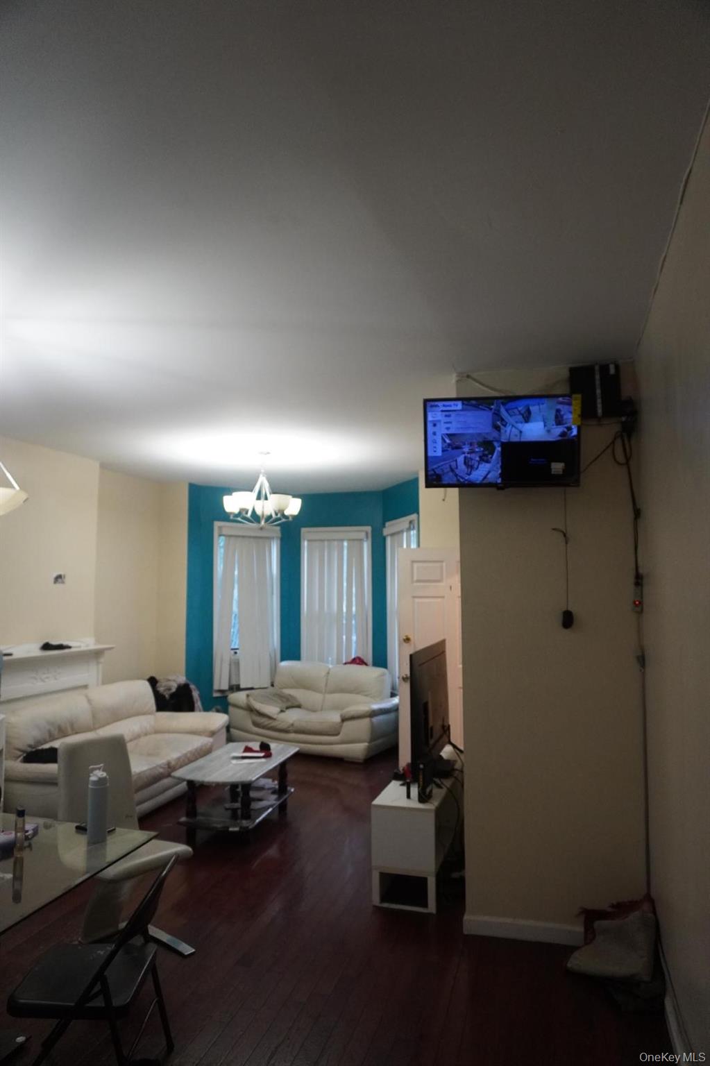1384 Clinton Avenue Property Photo 5