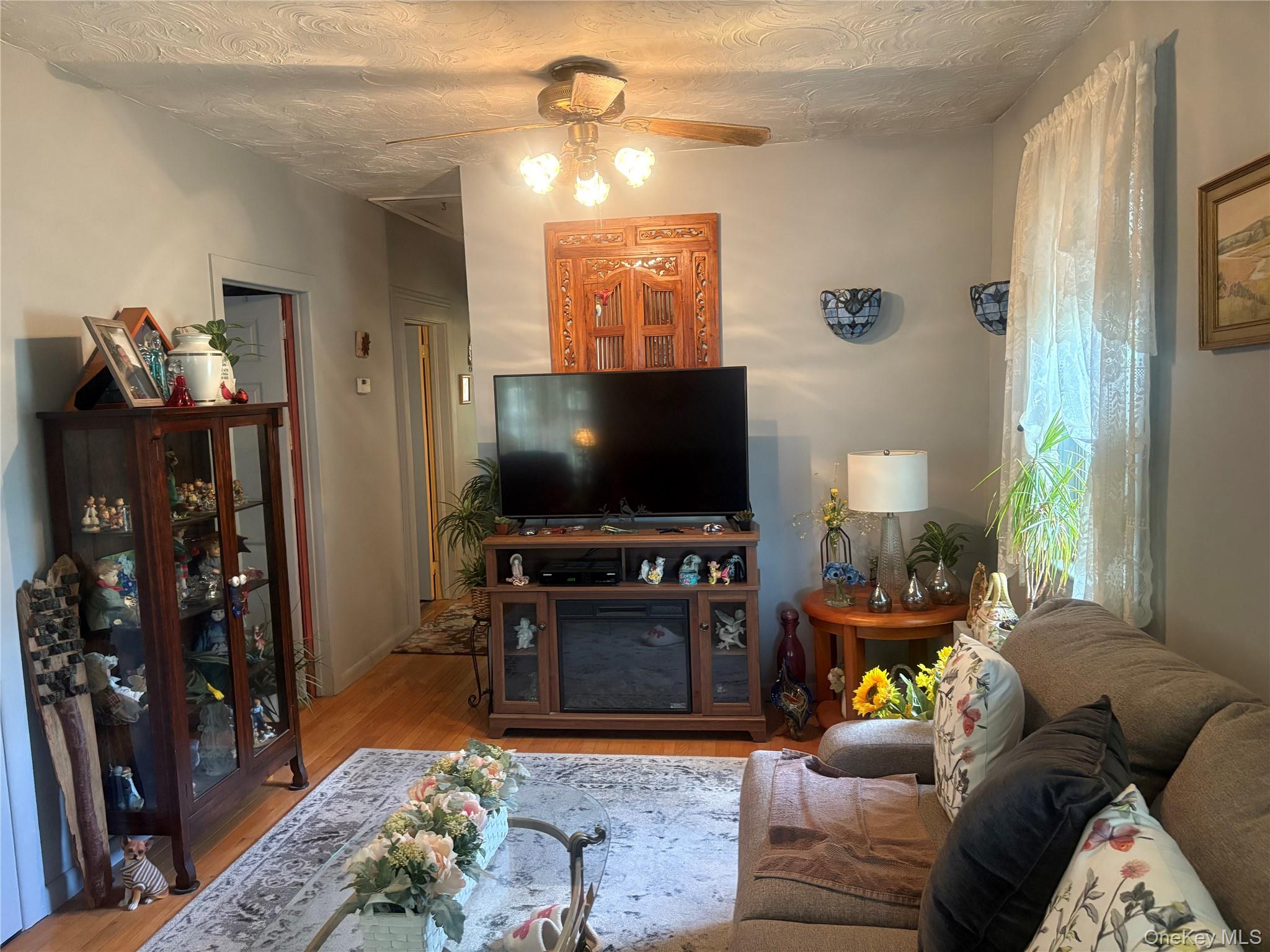 1346 Bellmore Avenue Property Photo 3