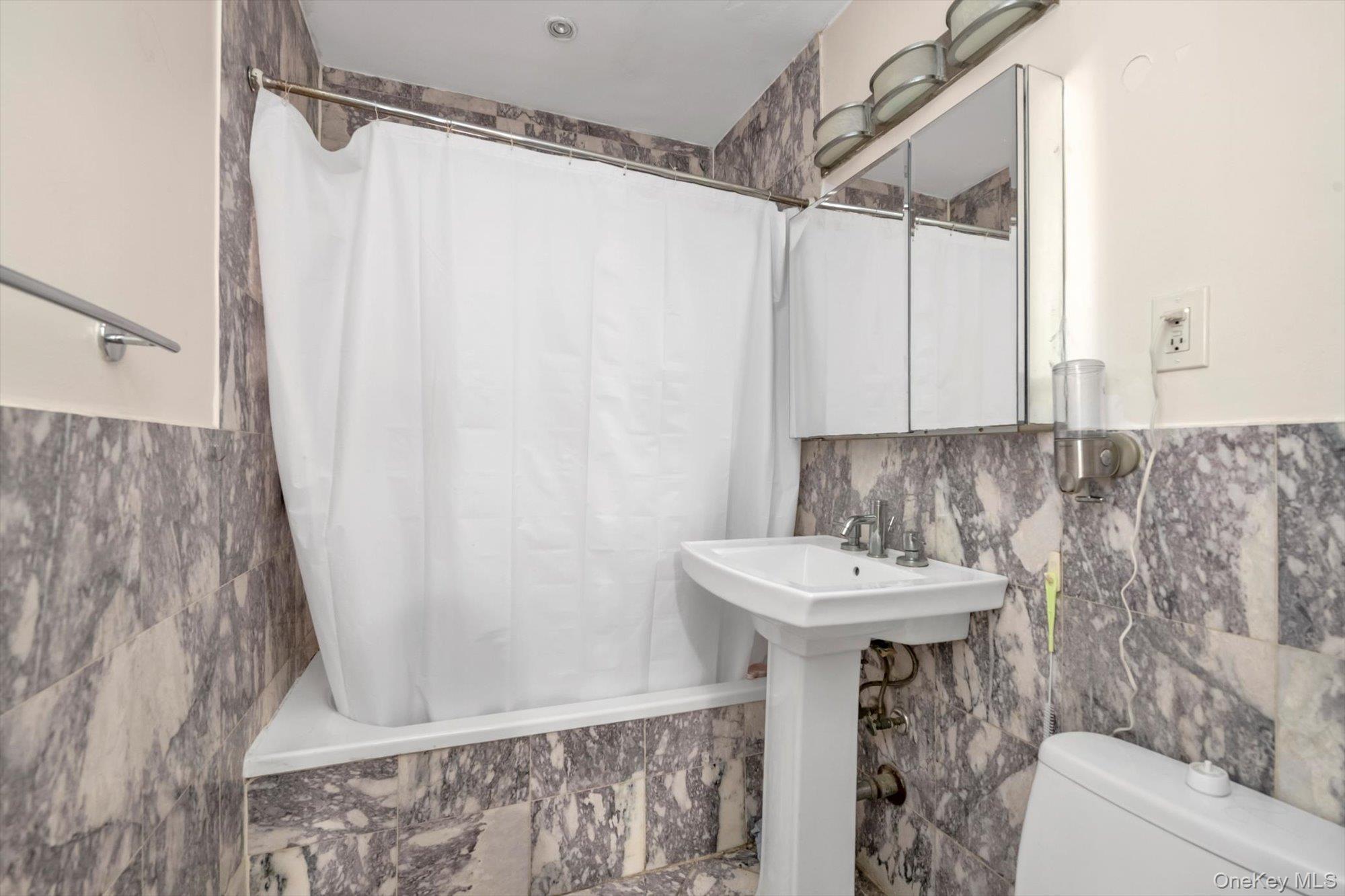 15030 71st Avenue 2d Property Photo 9