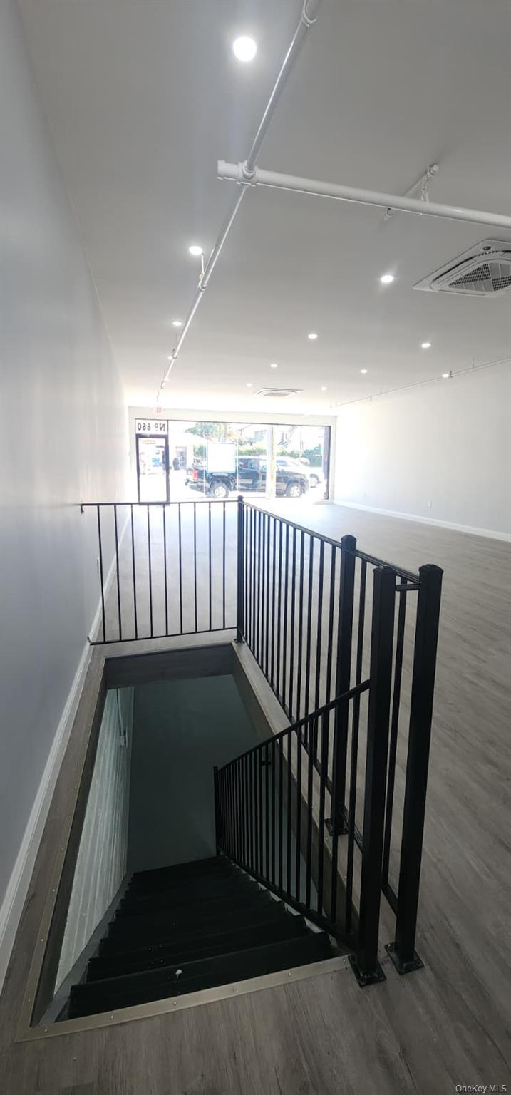 660 Port Washington Boulevard Property Photo 17