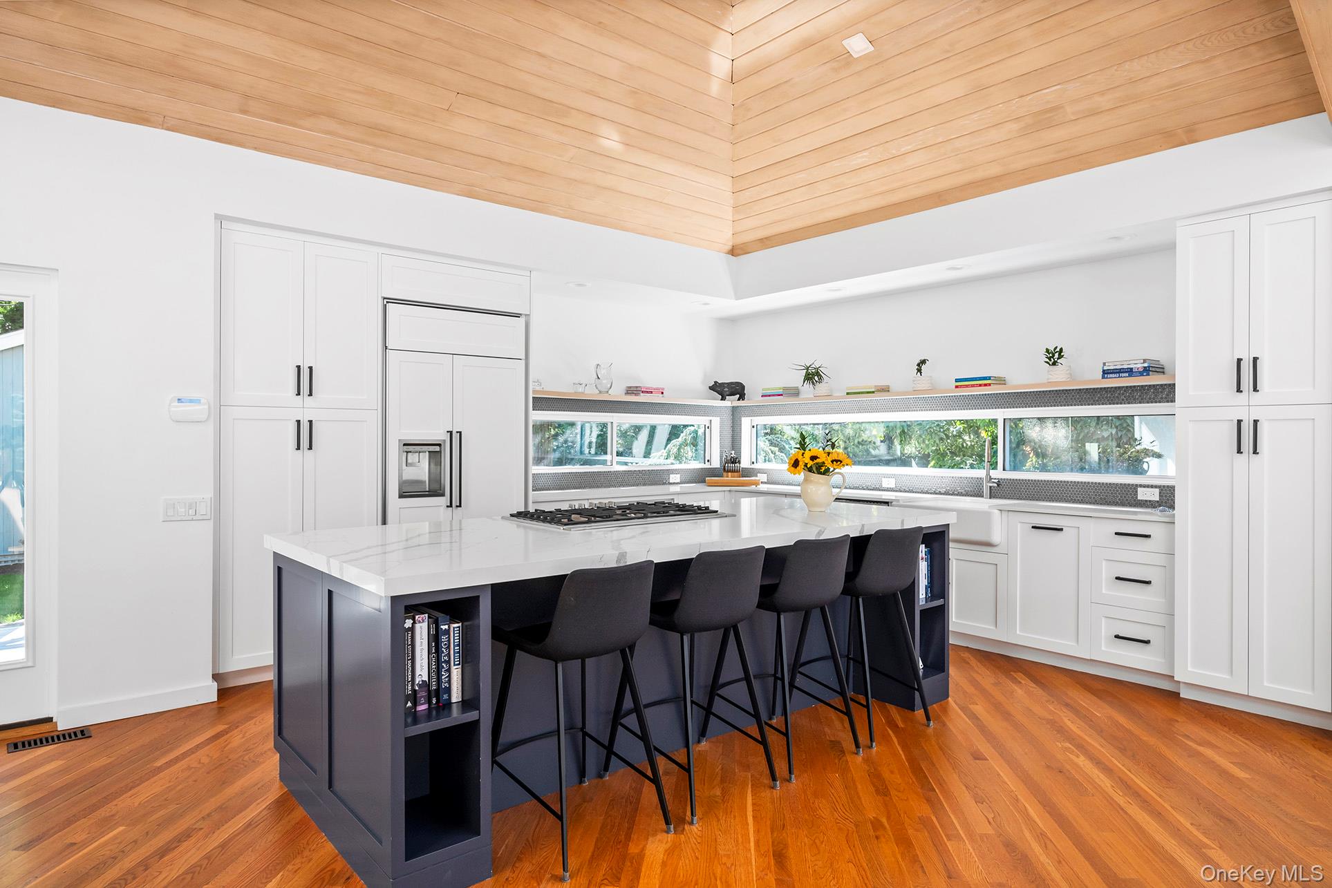 1 Acorn Path Property Photo 10