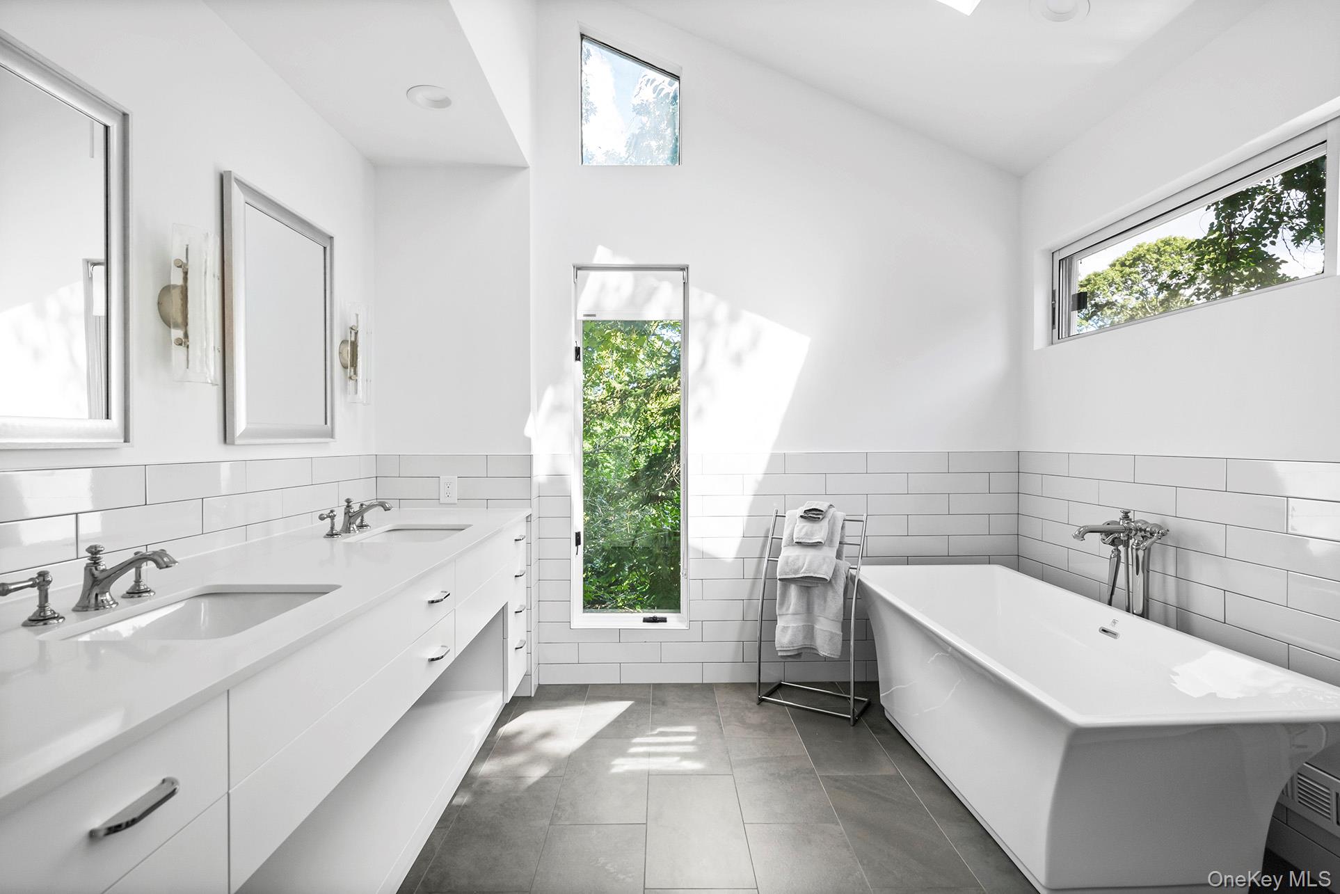 1 Acorn Path Property Photo 20