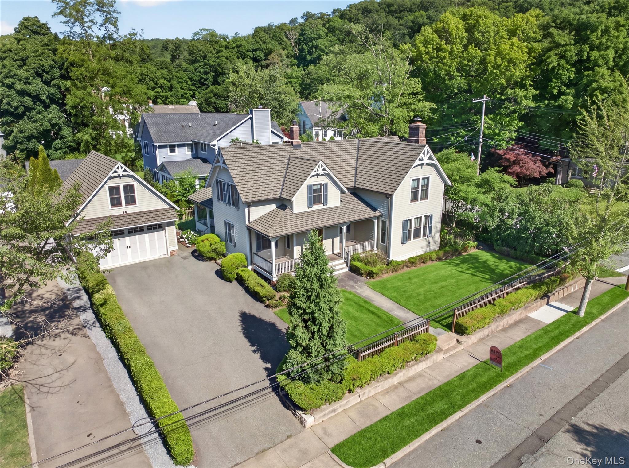 43 Rockland Avenue Property Photo 2