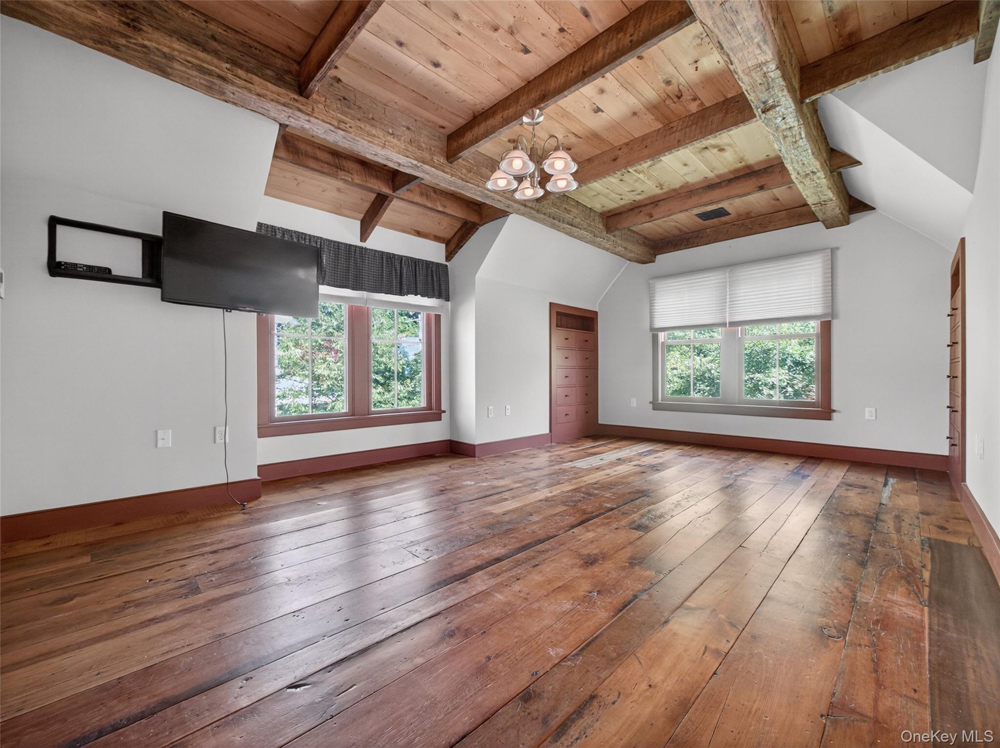 43 Rockland Avenue Property Photo 21