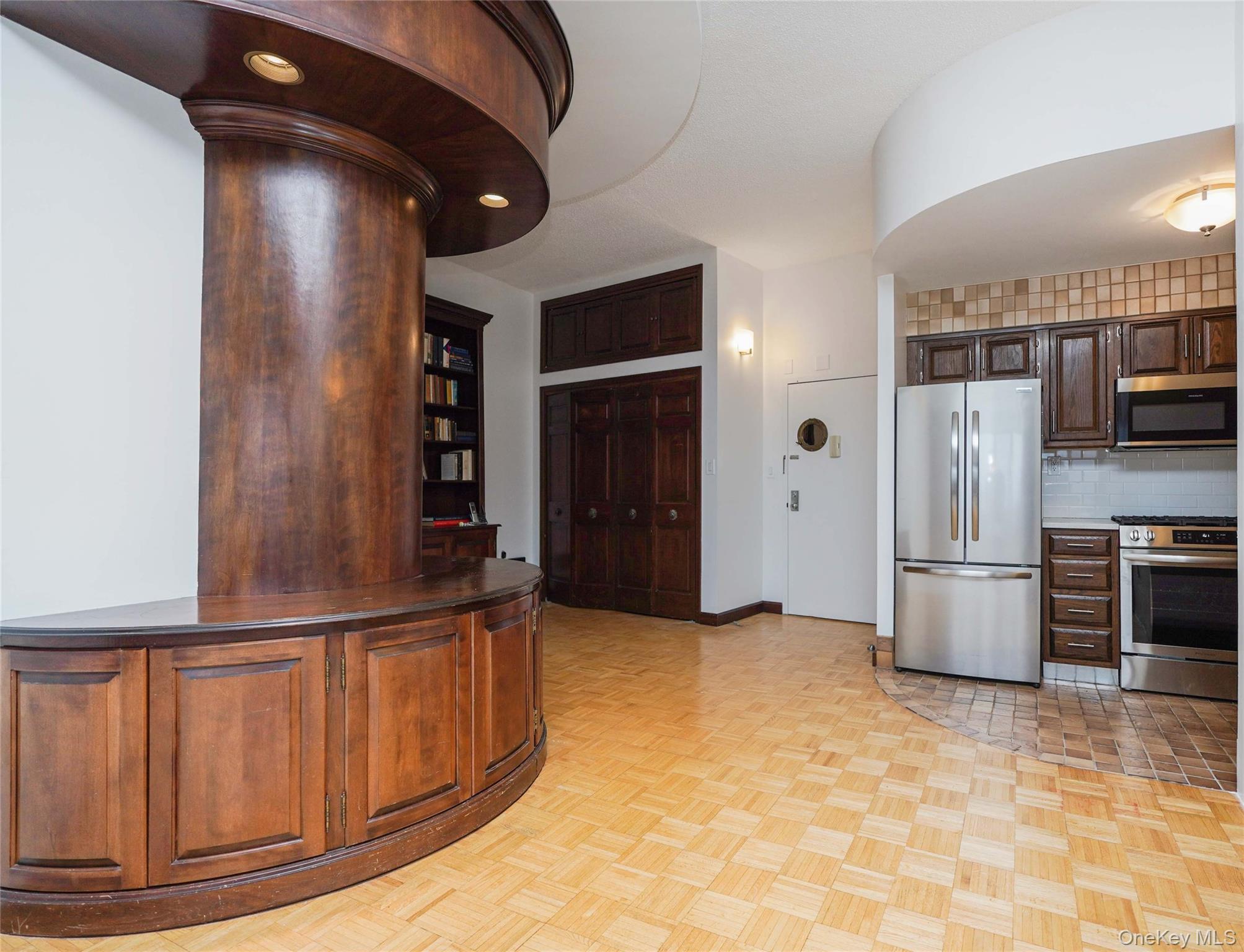 10 Bay Street Landing 5b Property Photo 10