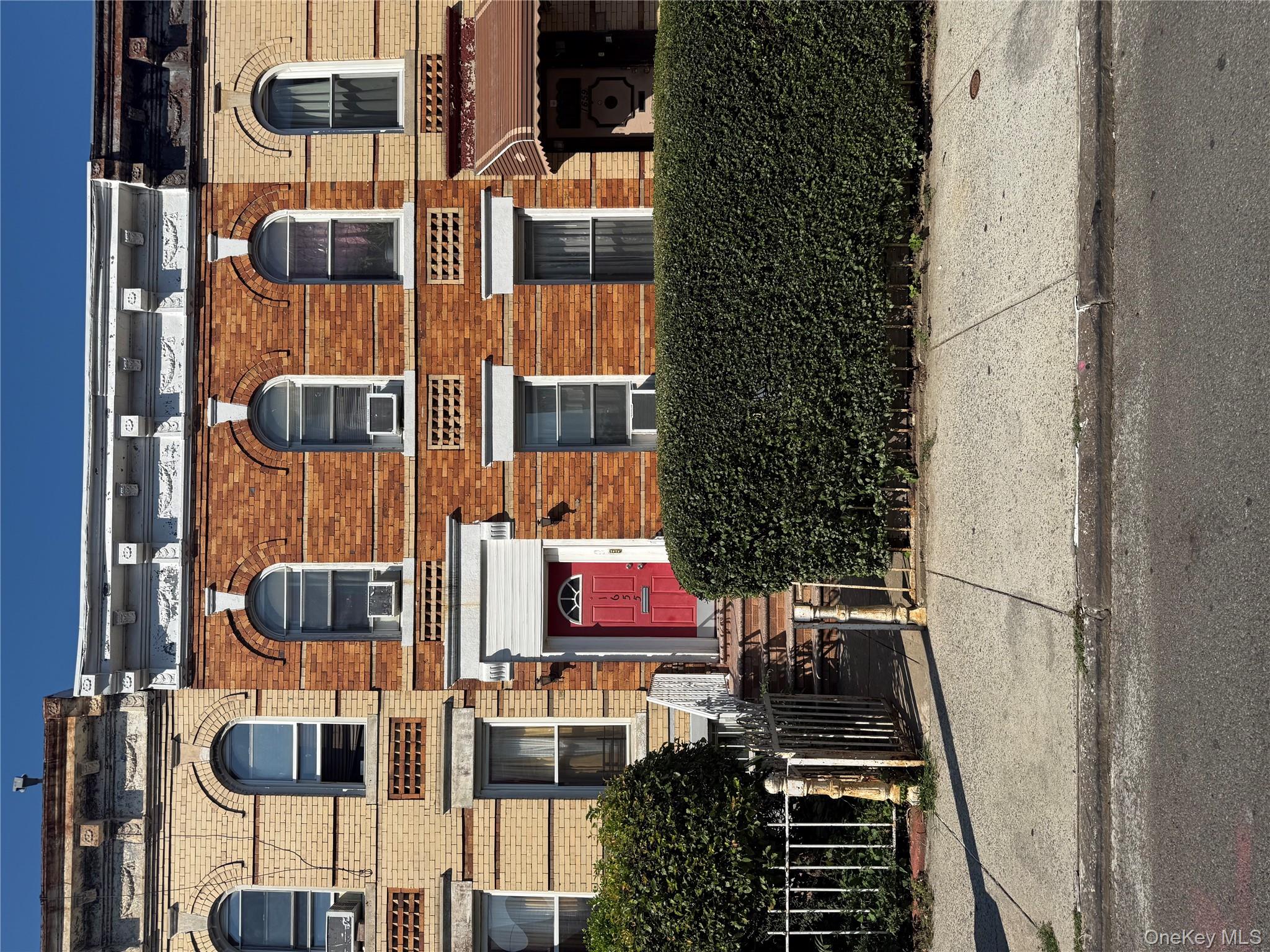 1655 Lincoln Place Property Photo 1