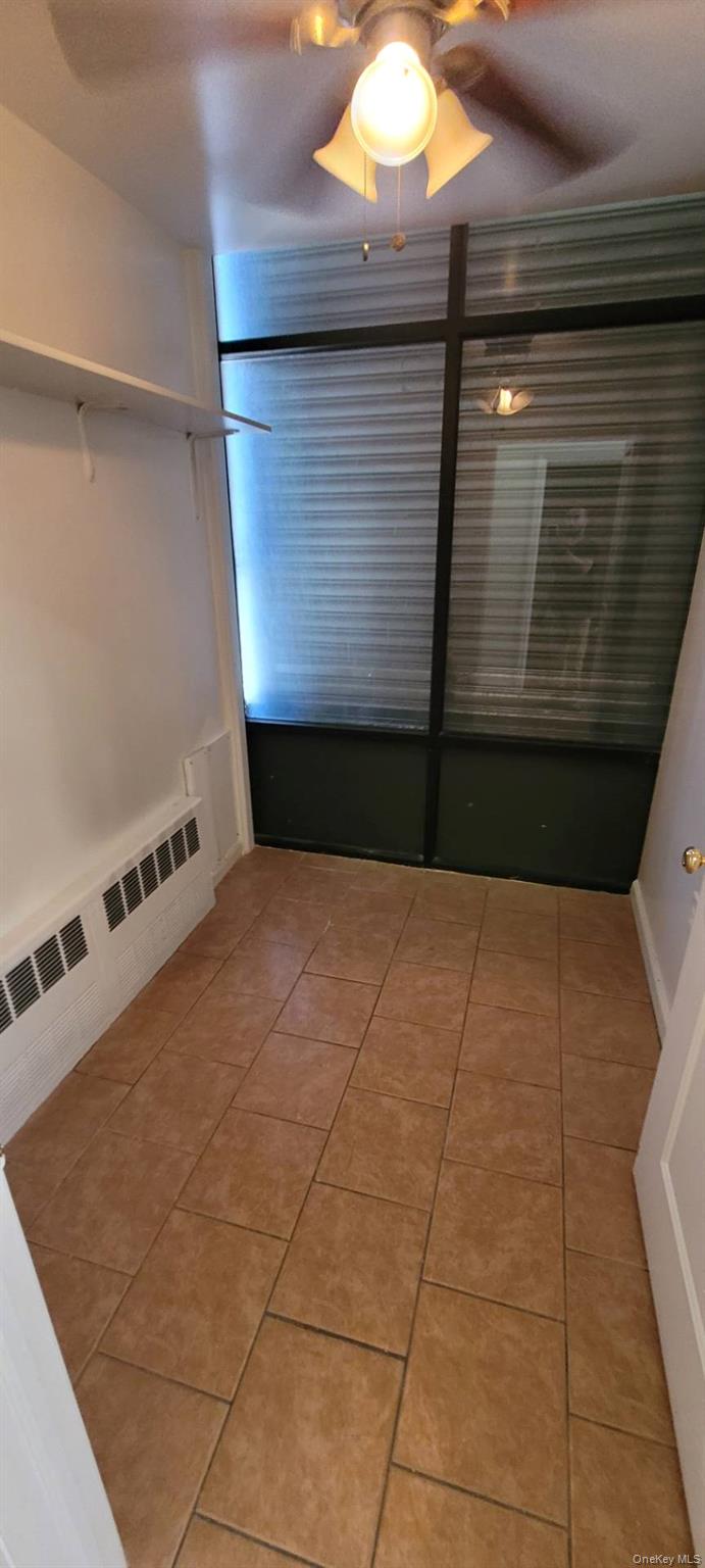 1575 Bathgate Avenue Comm 3 Property Photo 5