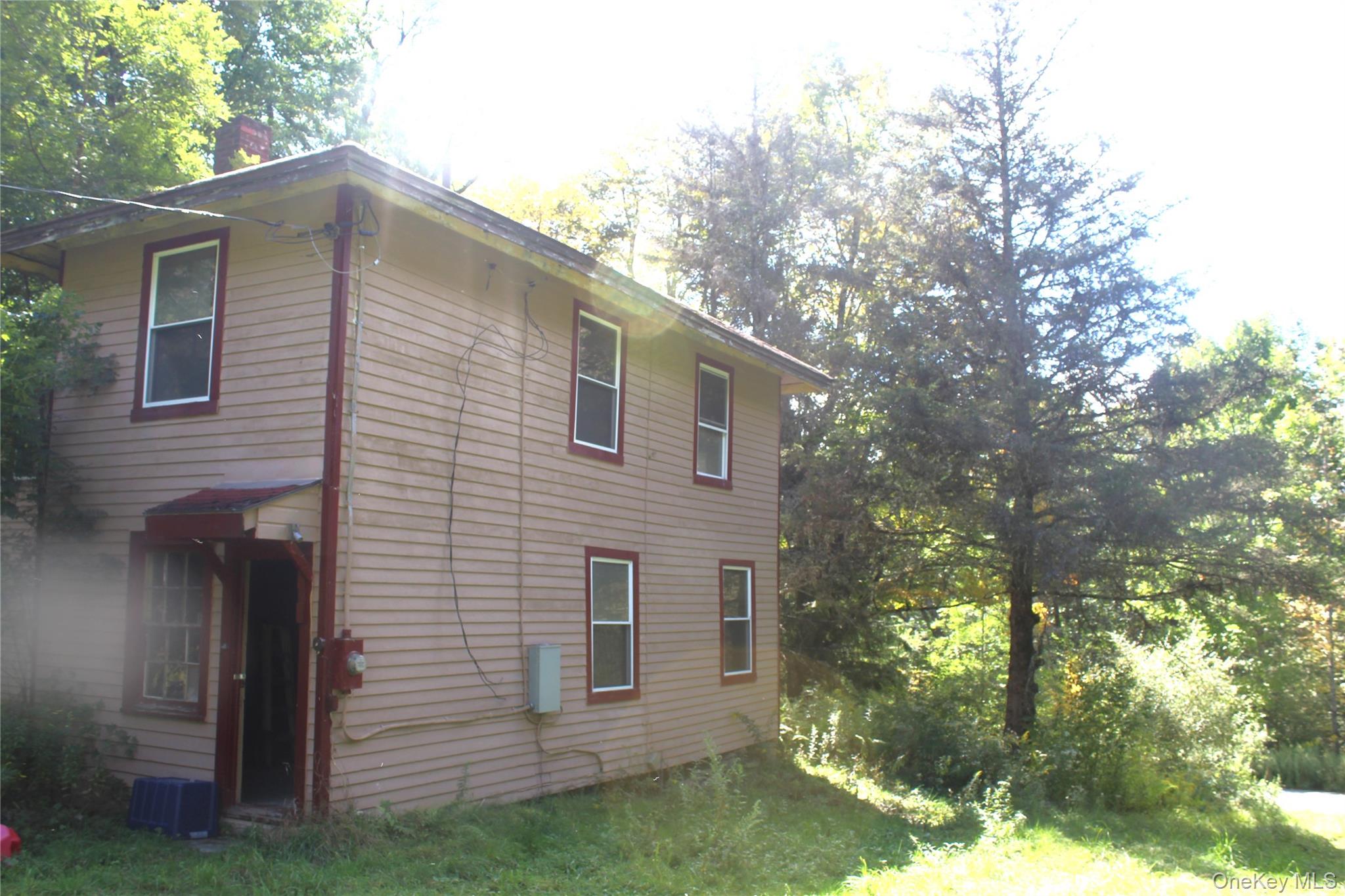 1934 Morton Hill Road Property Photo 4