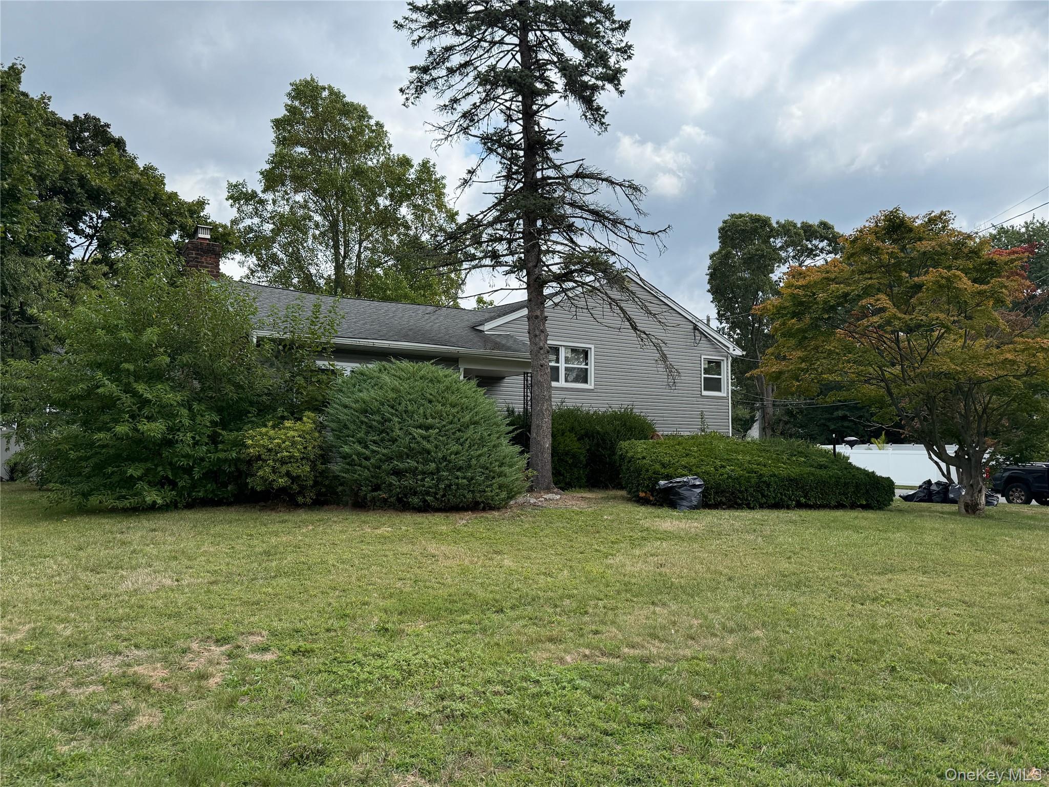 6 Albermarle Avenue Property Photo 2