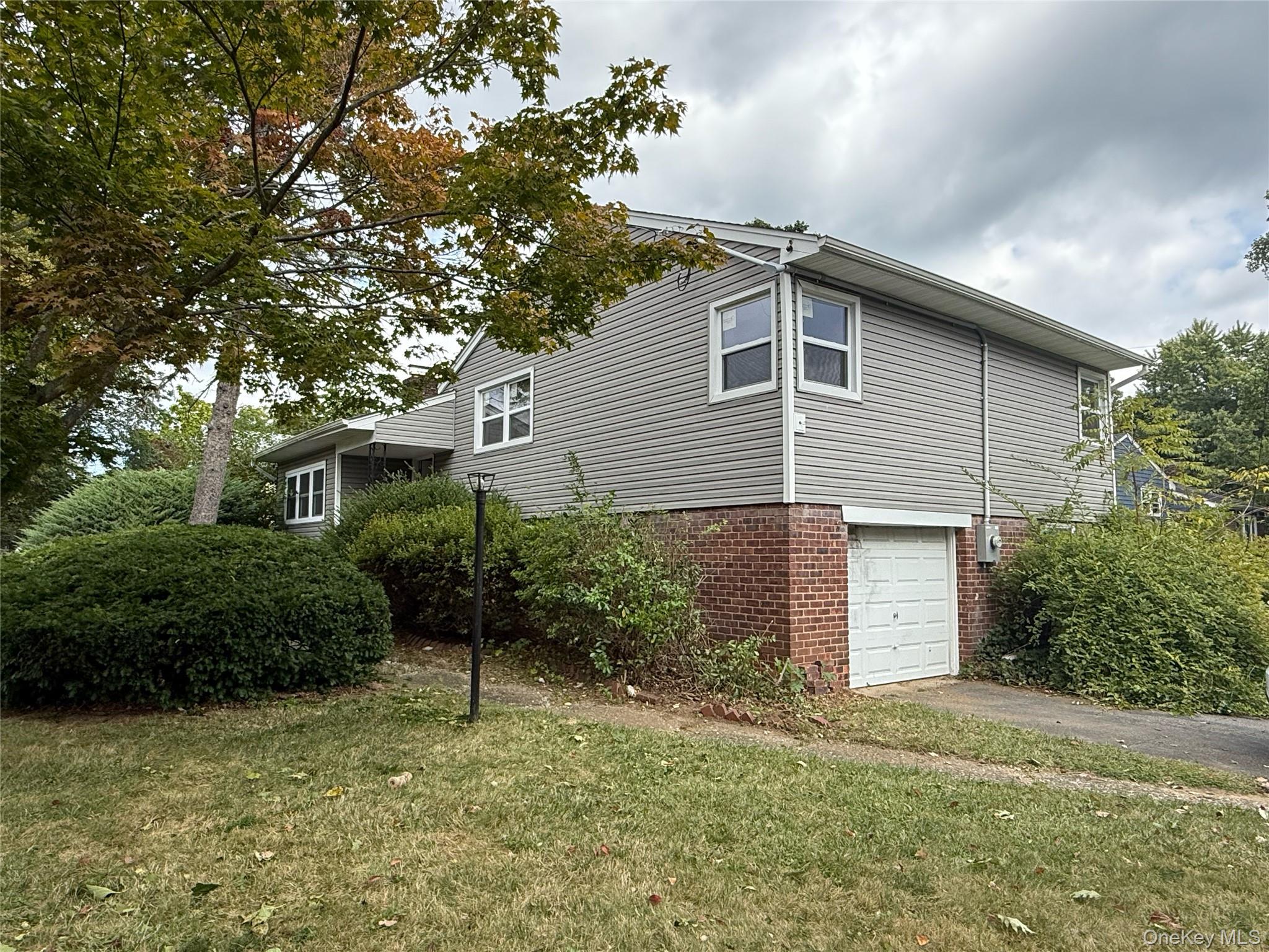 6 Albermarle Avenue Property Photo 3