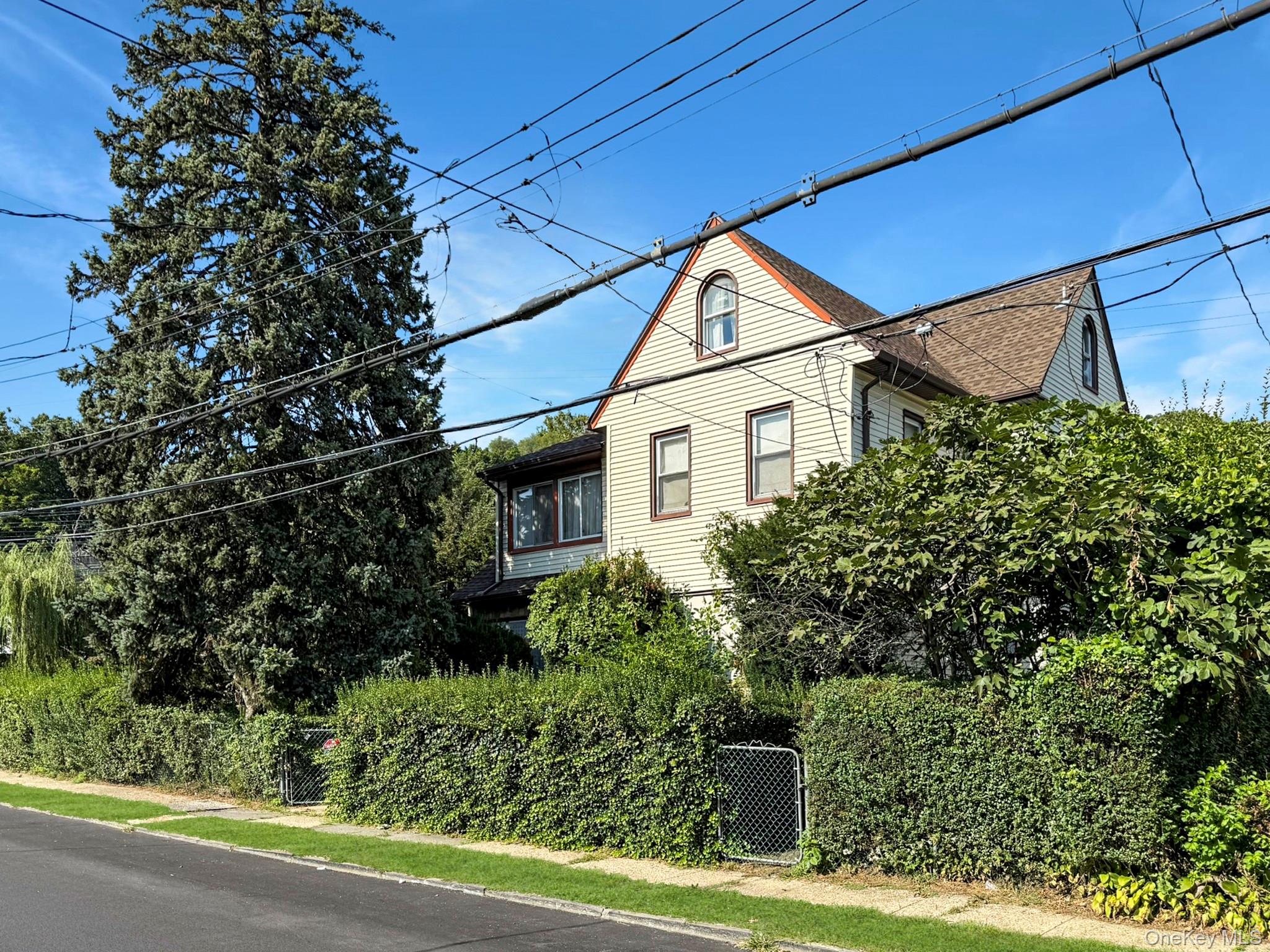 87 Brookside Avenue Property Photo 1