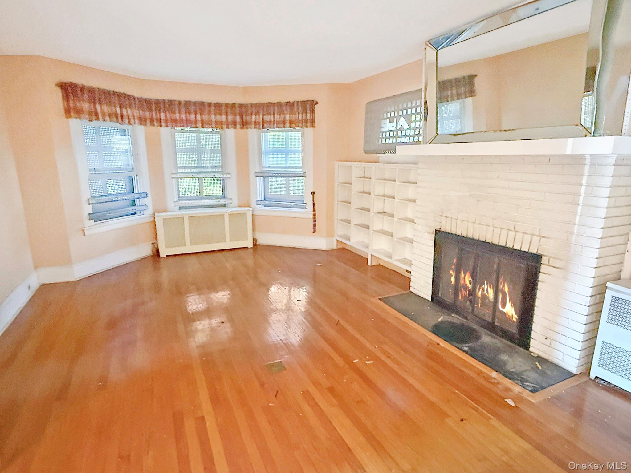 87 Brookside Avenue Property Photo 2