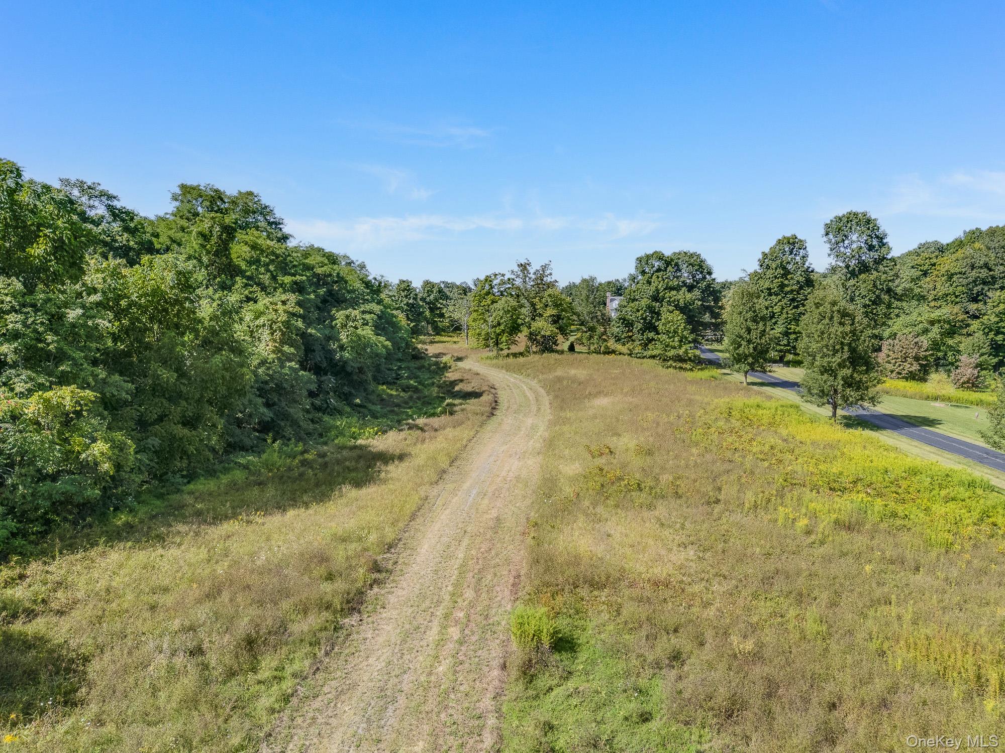 31 Oak Grove Road Property Photo 12