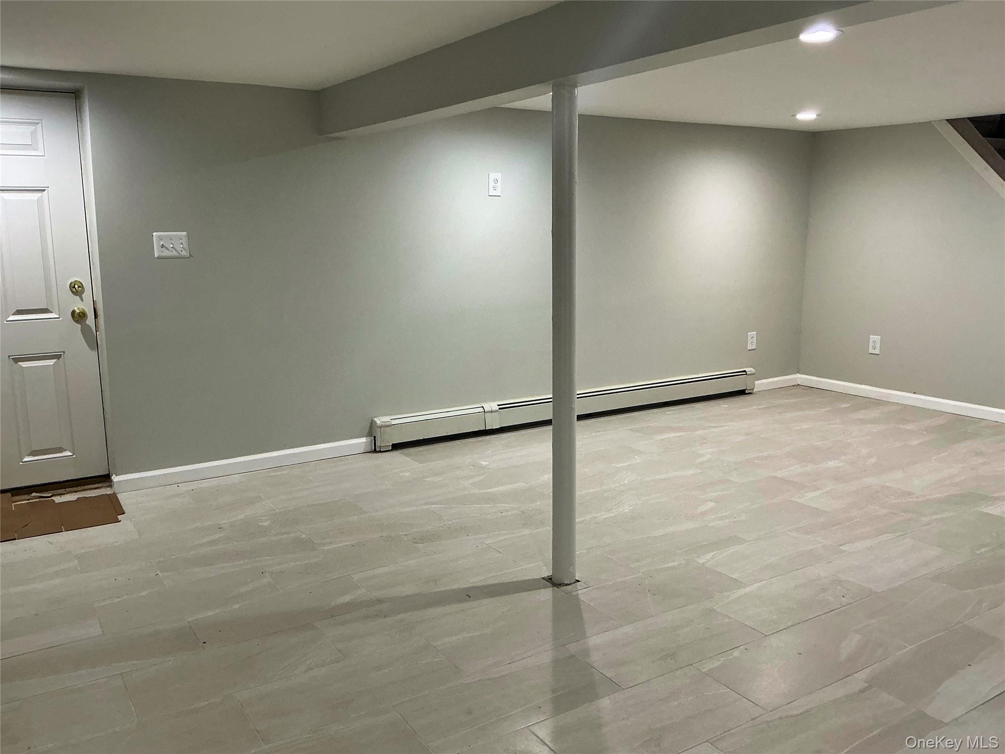 9 E Holt Street Property Photo 21
