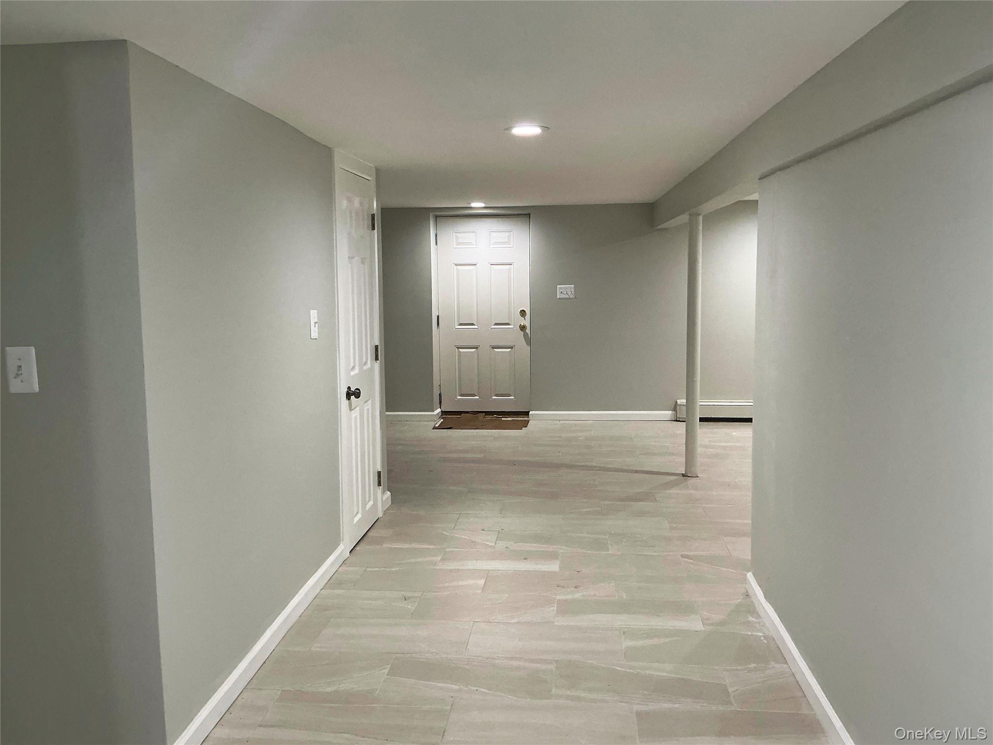 9 E Holt Street Property Photo 41