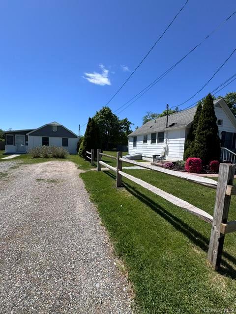 19 Carlson Lane Property Photo 3