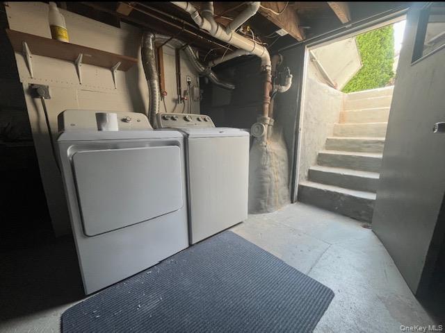 19 Carlson Lane Property Photo 13