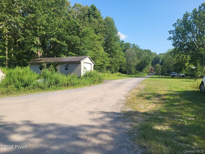 592 Mount Bethel Highway Property Photo 8