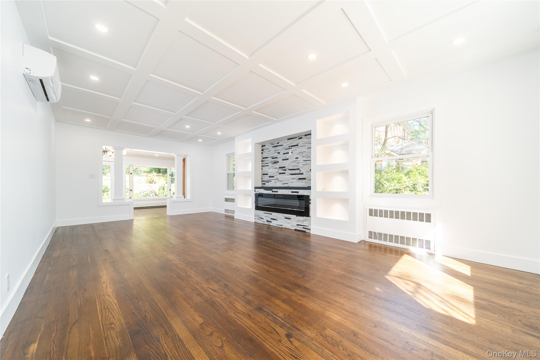 8632 Midland Parkway Property Photo 11